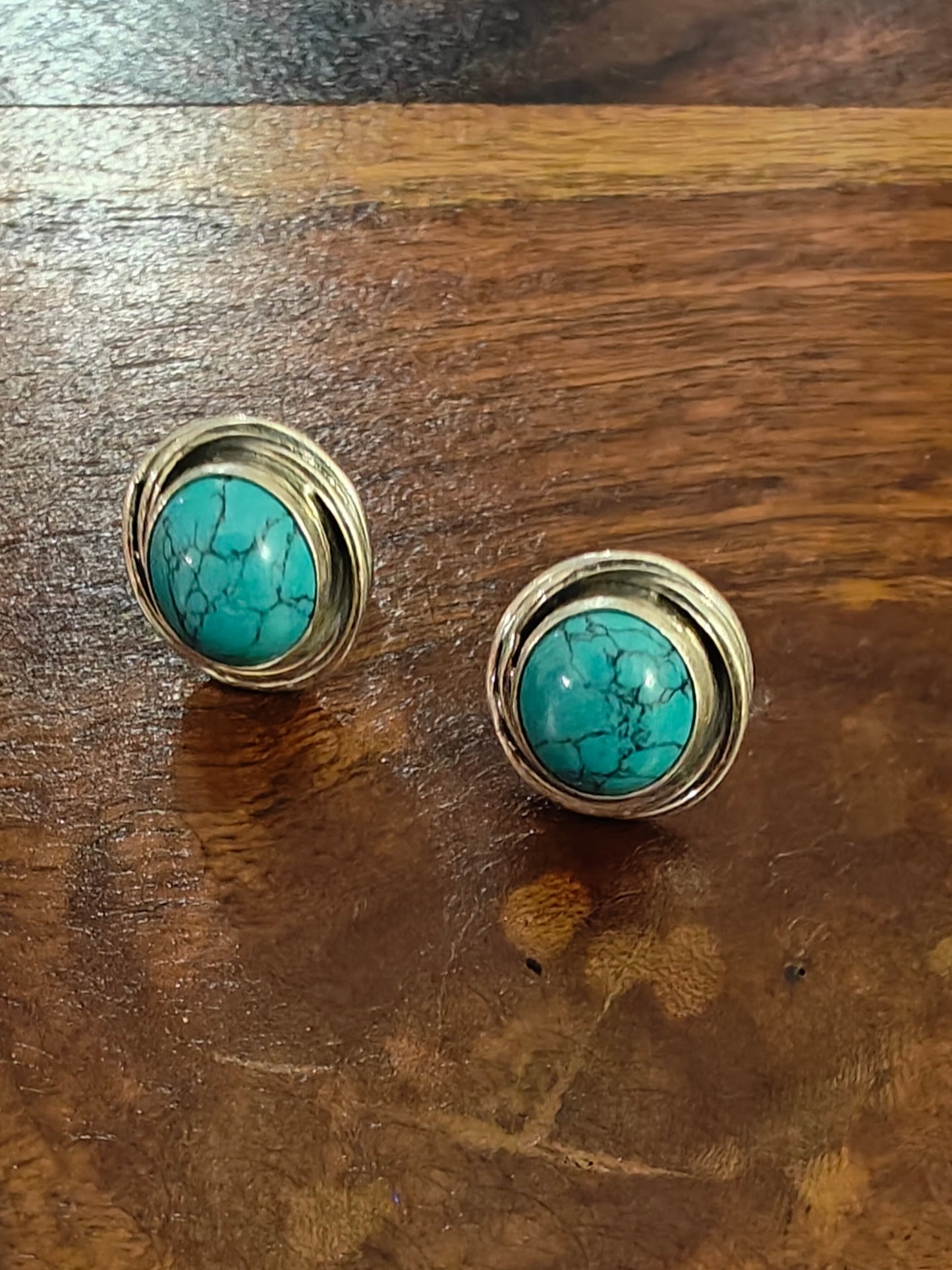 Turquoise silver studs (earrings)