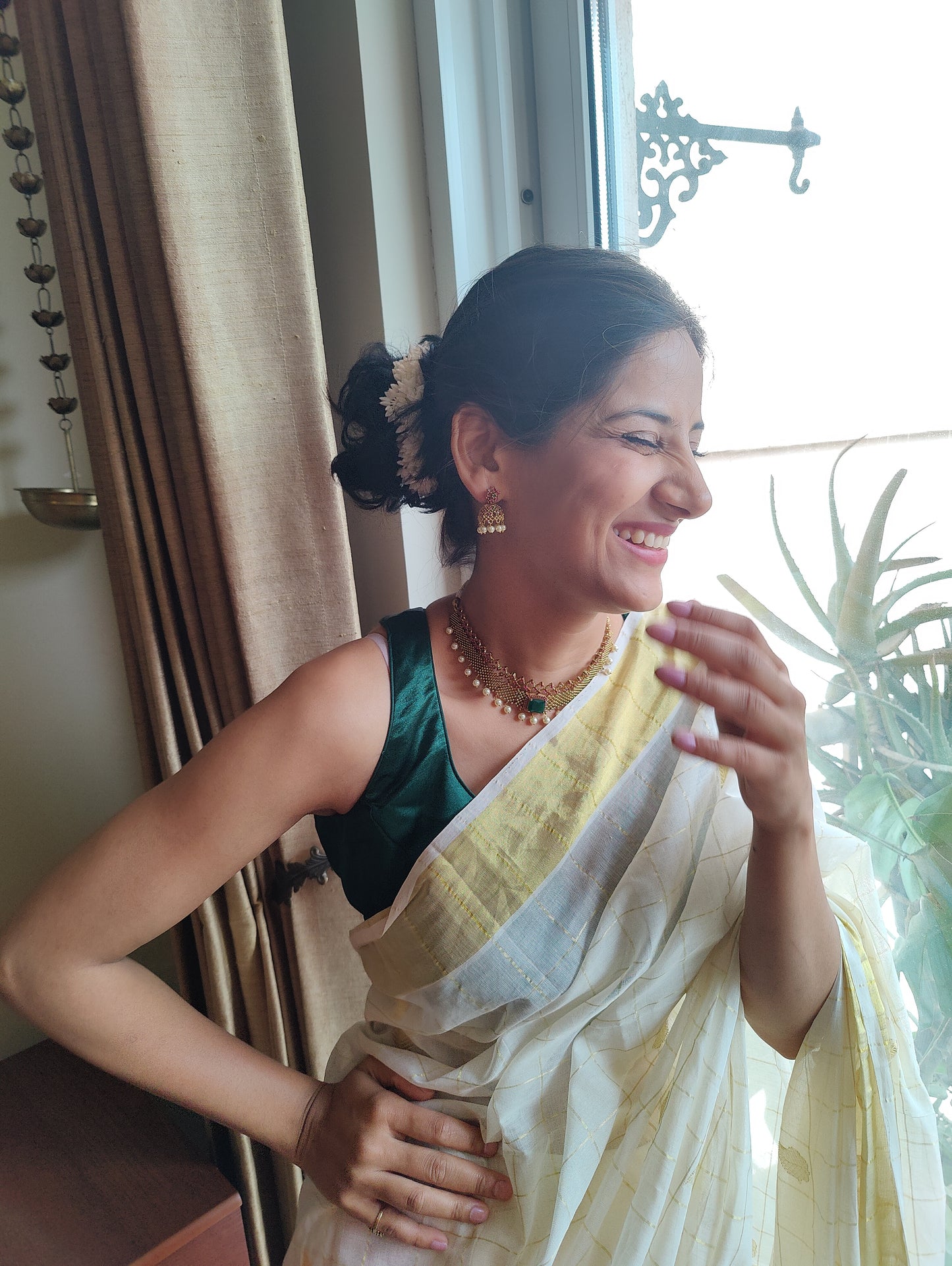 Madhuja choker set with jali design