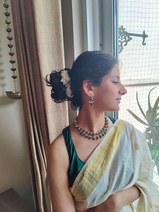 Aashki set with stone and kundan