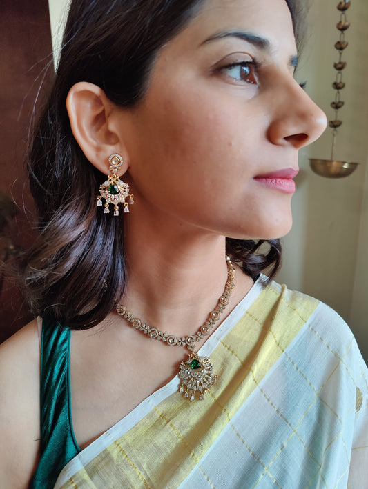Lavali interchangeable stone set