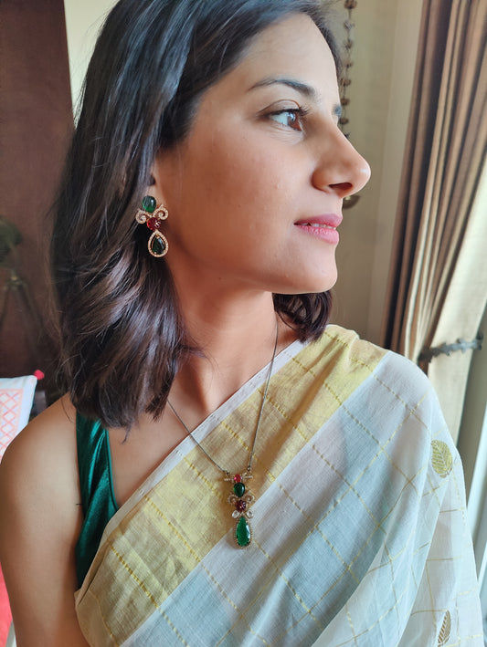 Bina set with stones and kundan on chain