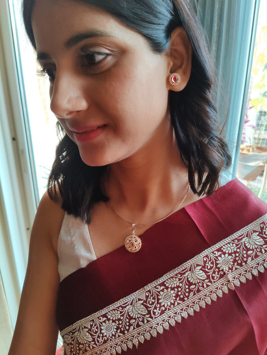 Odathi set with kundan and cz pendant