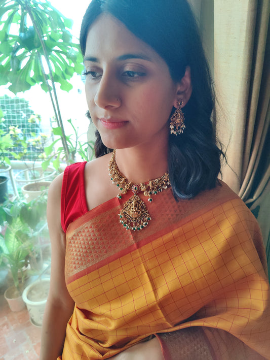 Lakshmi set