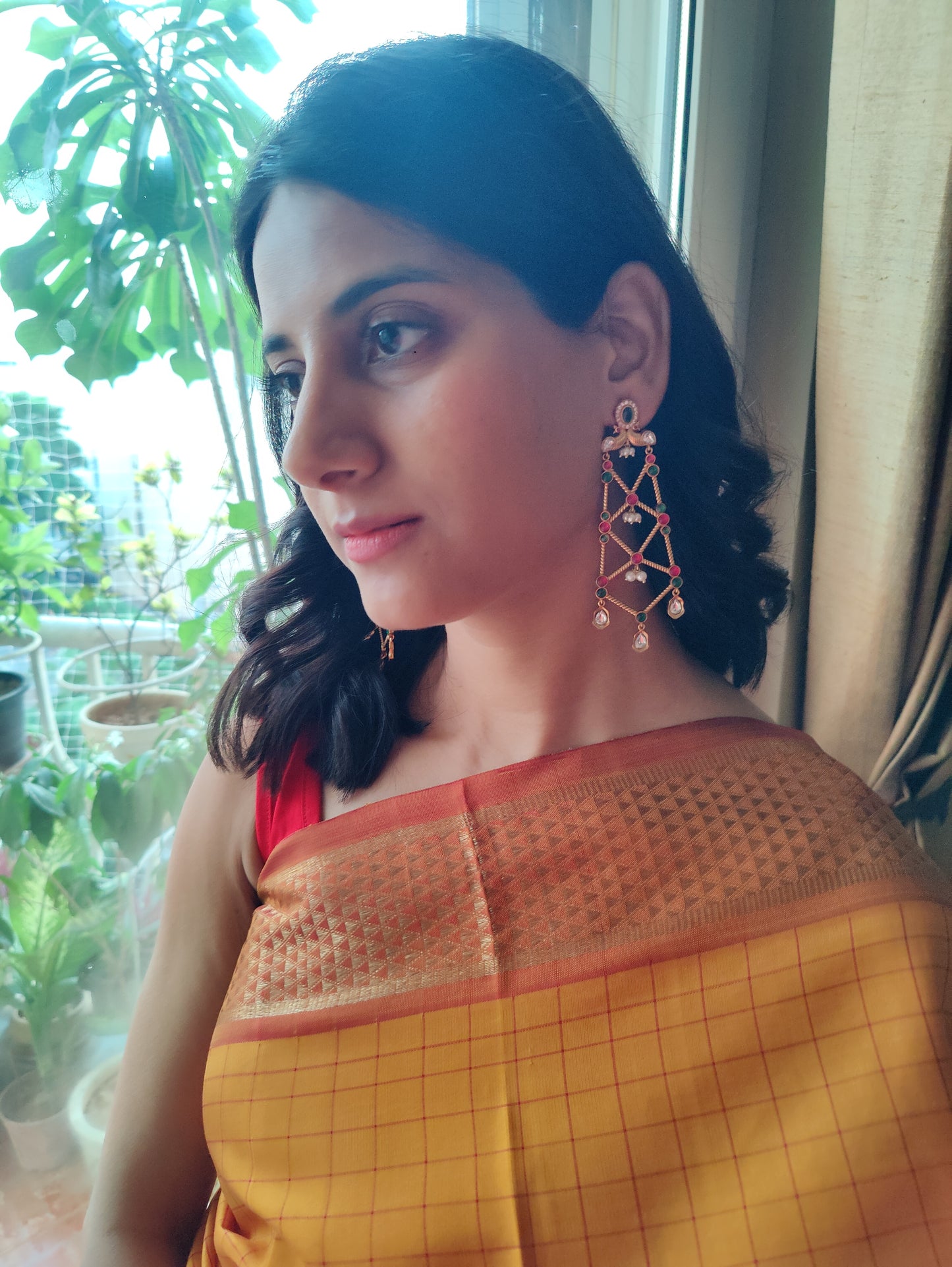 Waheeda geometrical earrings
