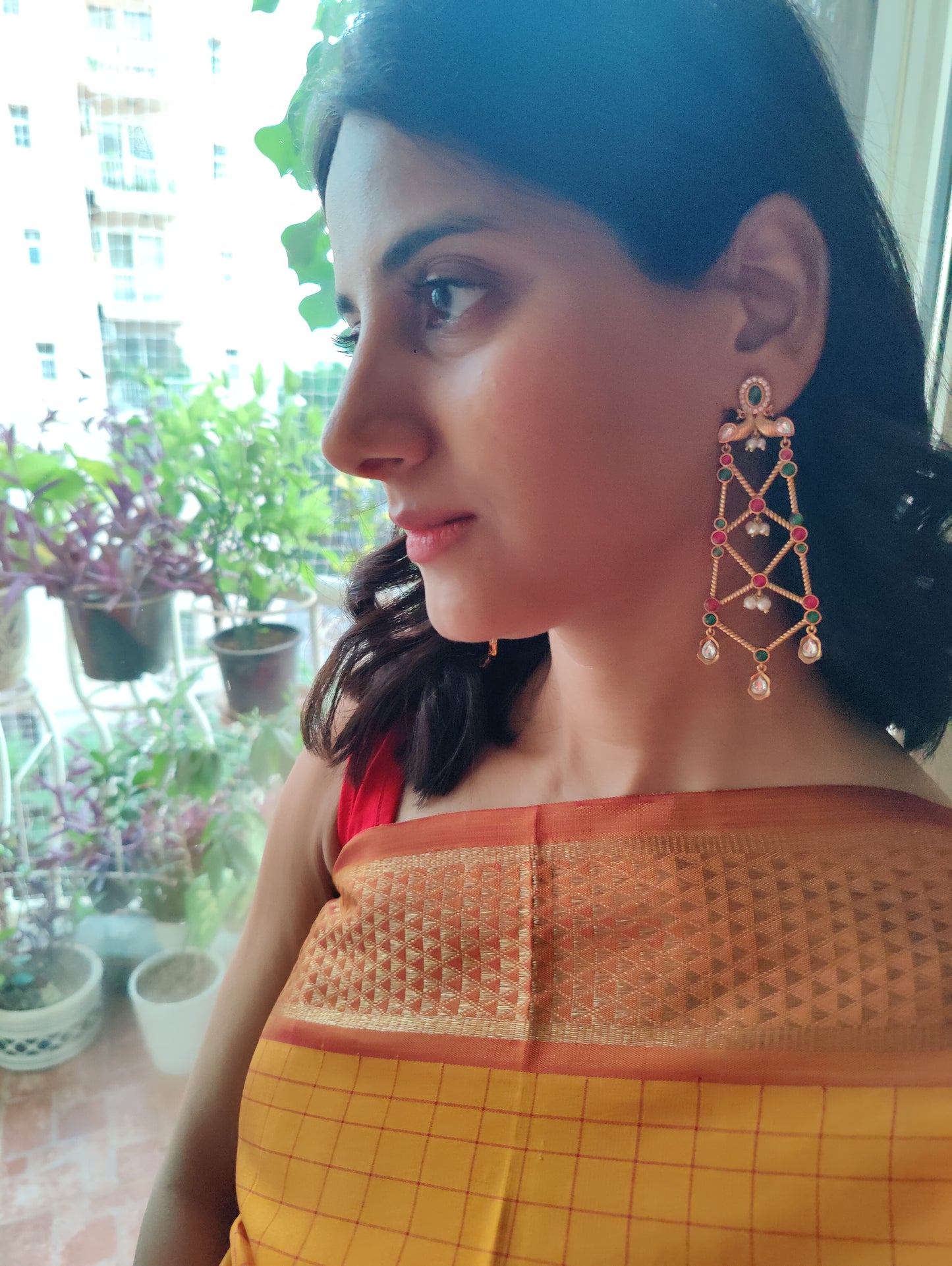 Waheeda geometrical earrings