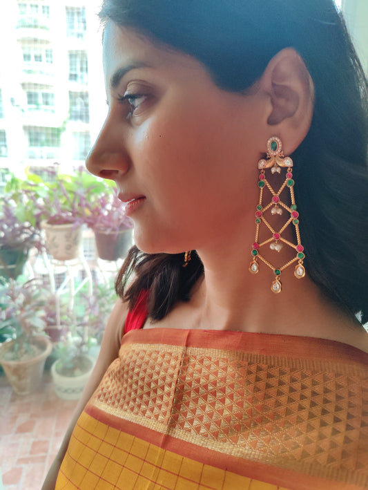 Waheeda geometrical earrings