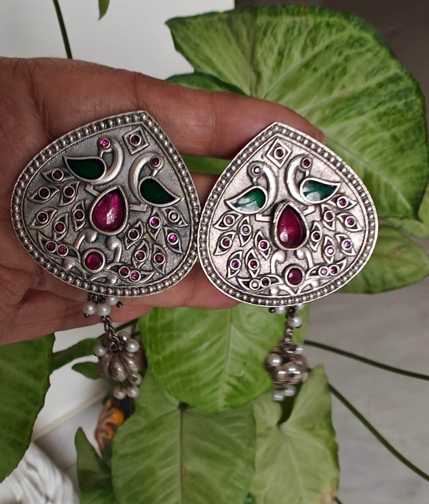 Earrings with engraving and stones