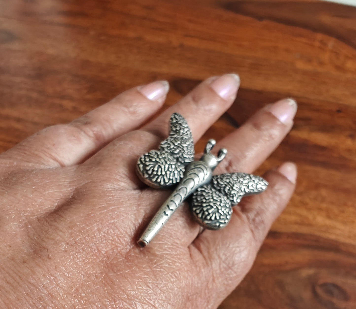 Butterfly carved ring