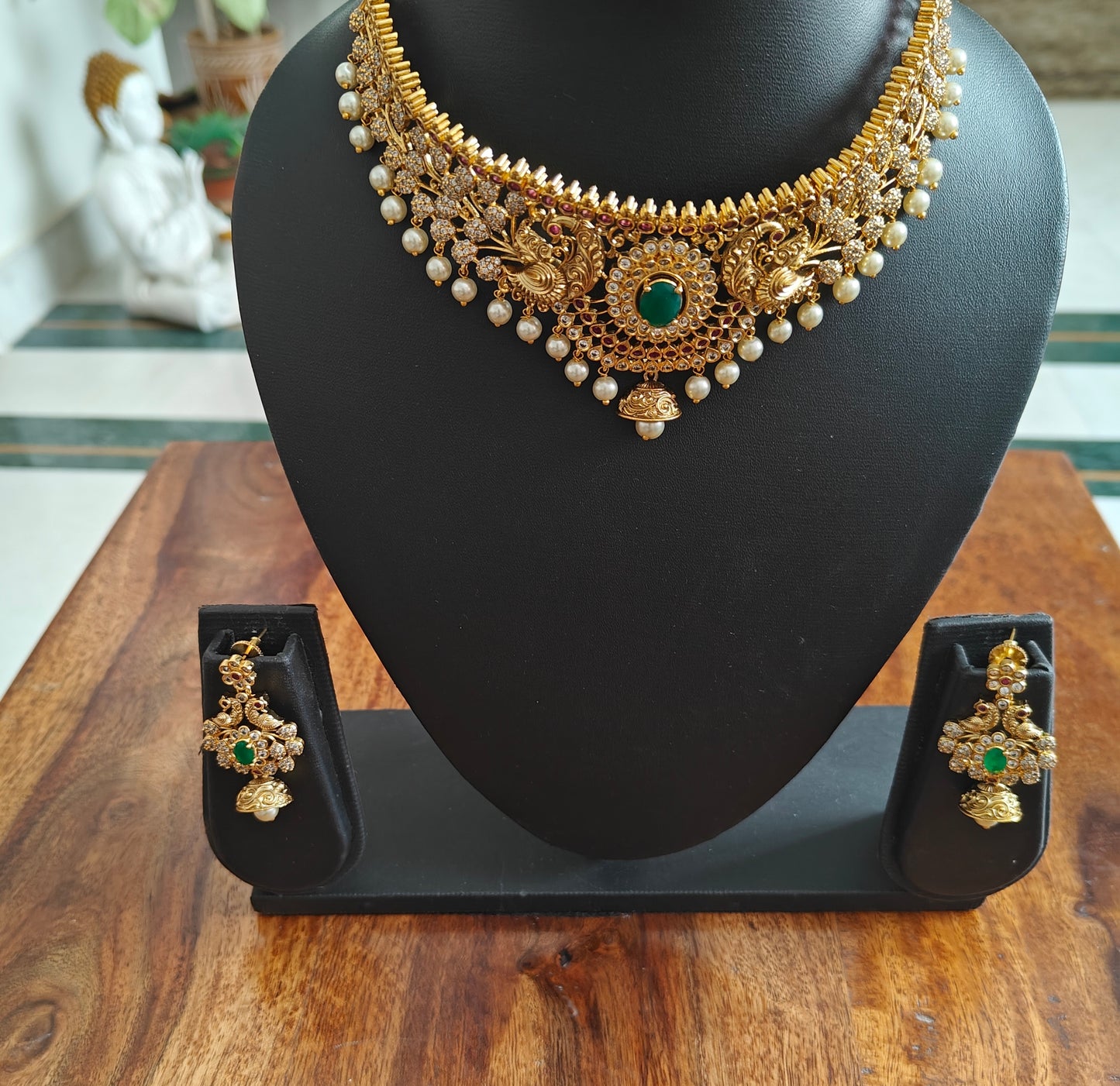 Talikha set with peacocks and stones