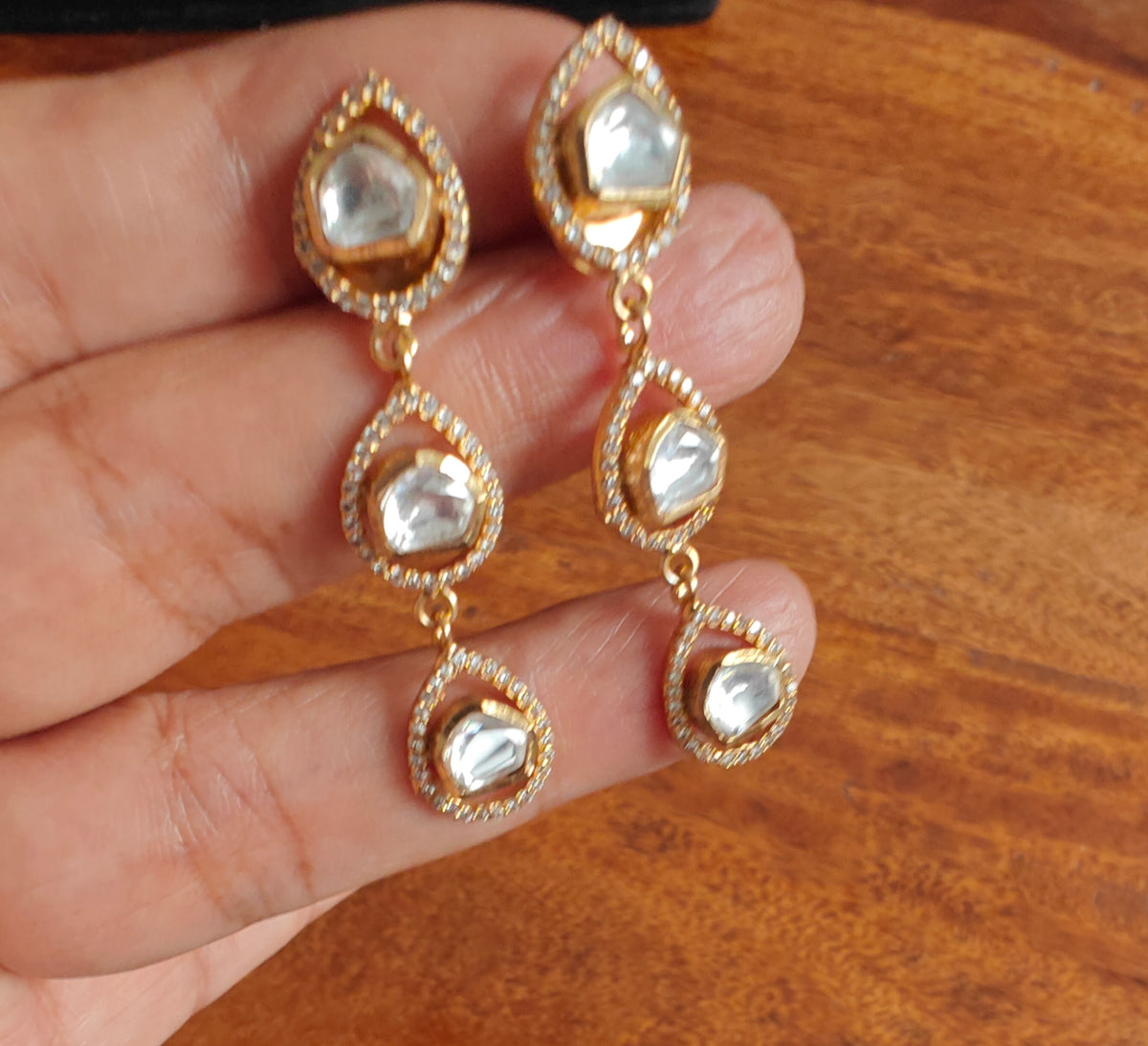 Ritu set with moissanite on chain