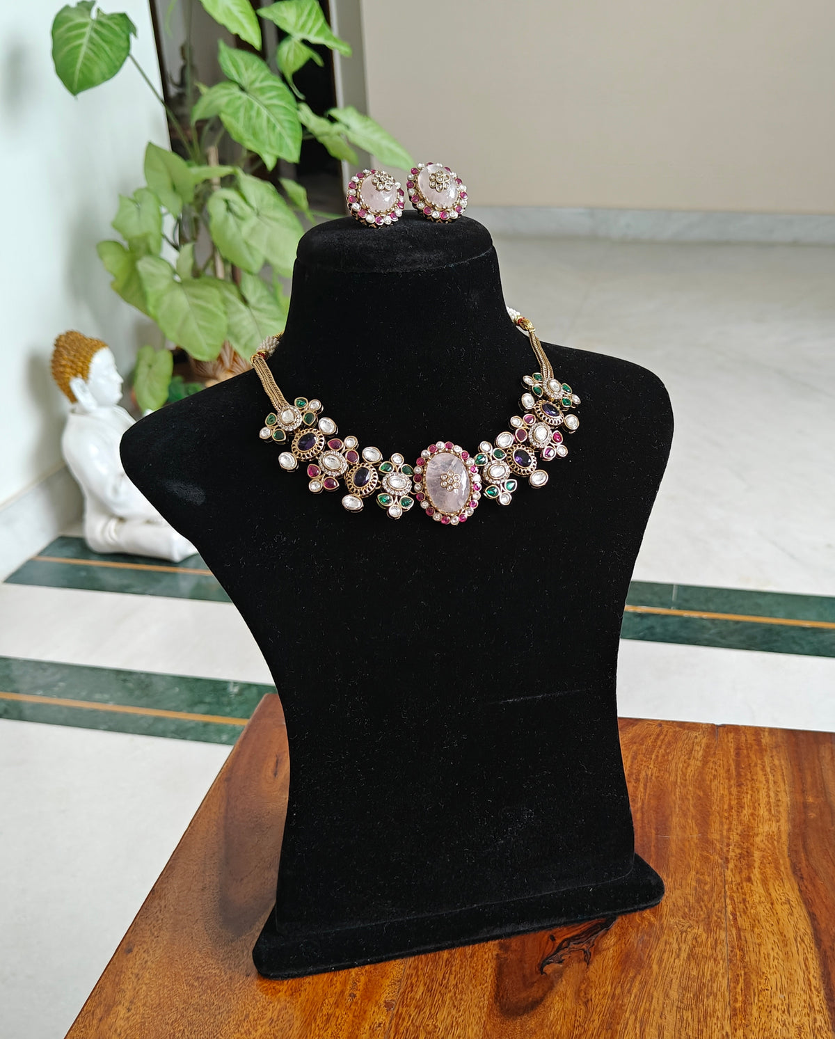Janvi multicolour stone choker set