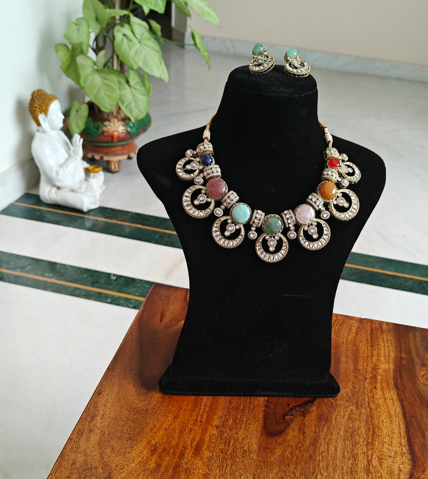 Nupur multicolour stone set