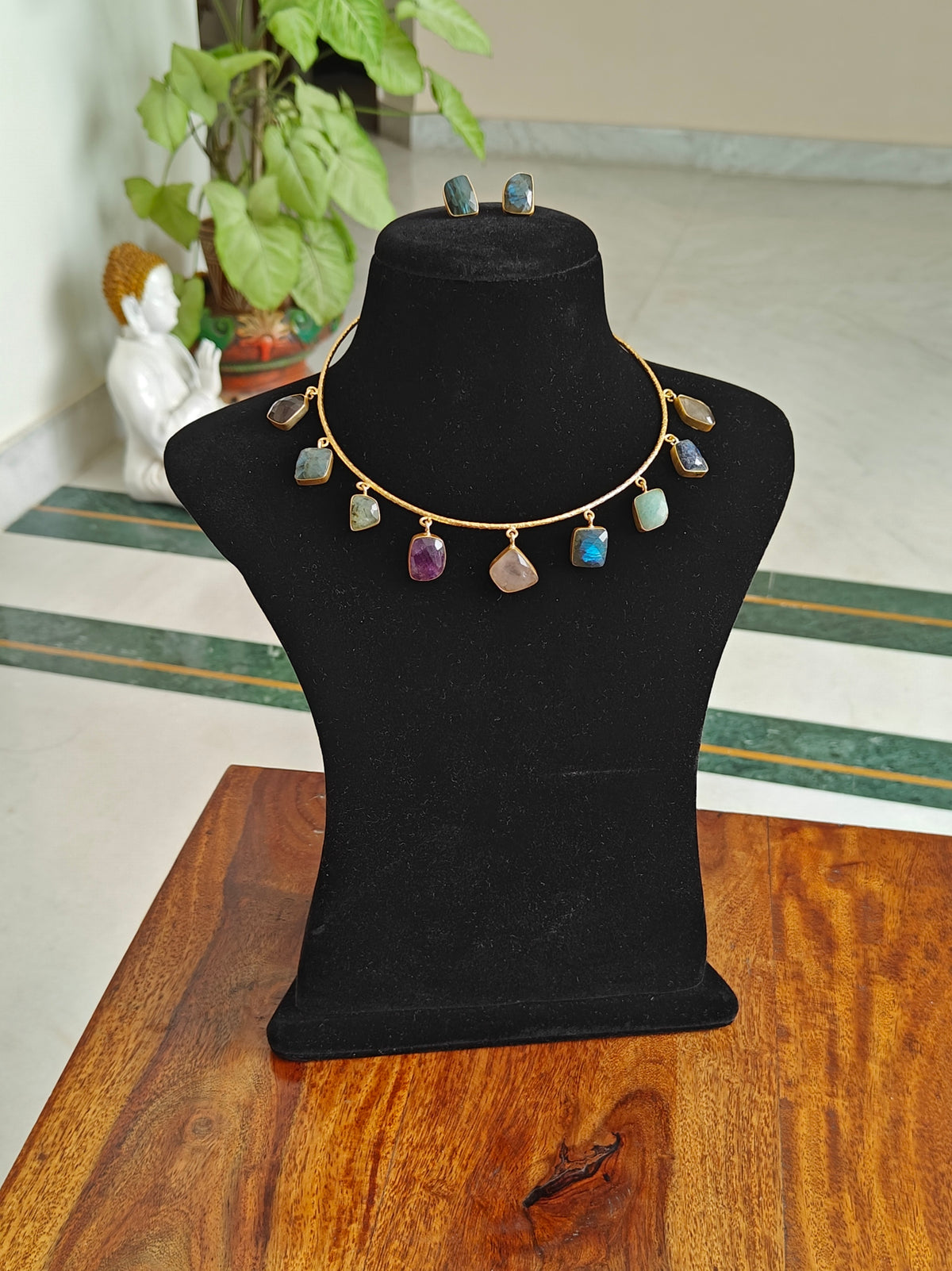 Swapnali set with semi precious stones
