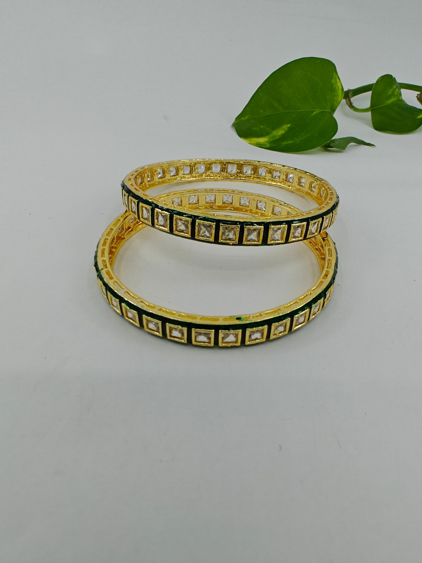 Square kundan bangles with with meenakari in red/green(2pcs)