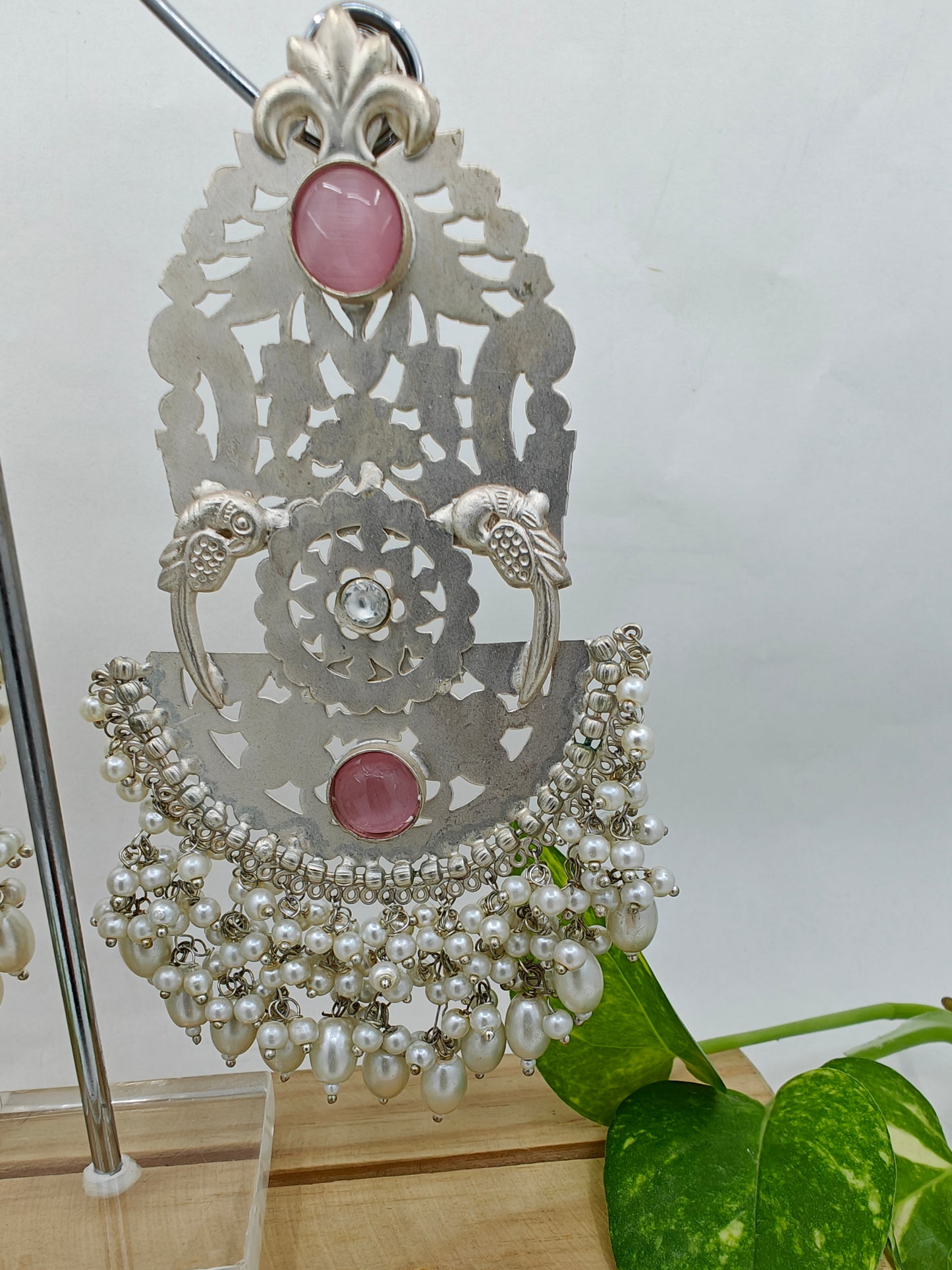 Laila earrings in silver finish with pink stones