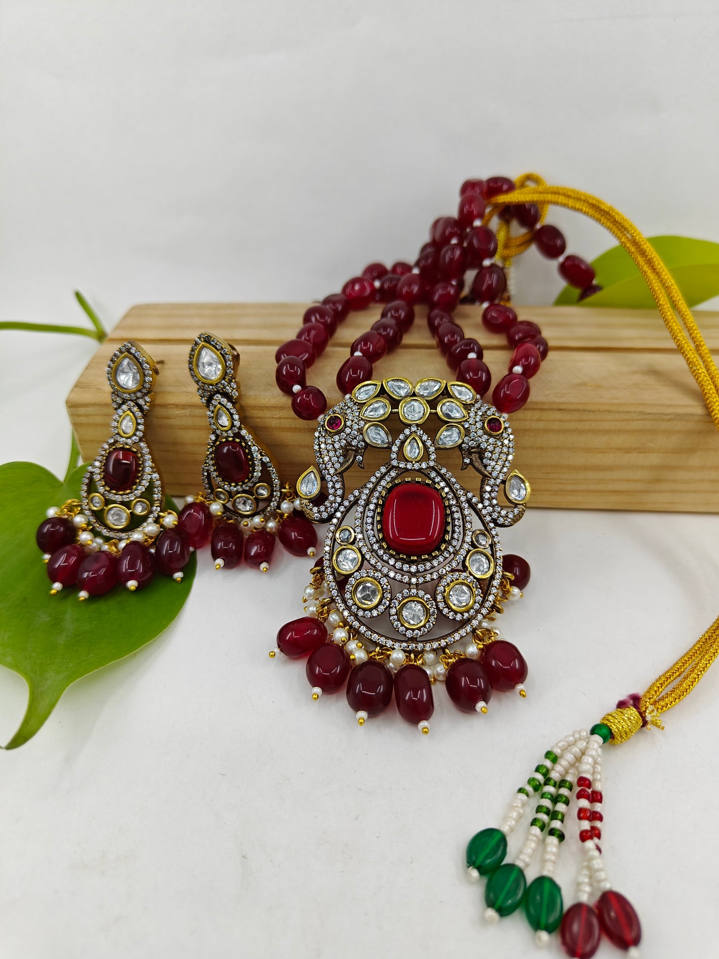 Antique elephant duet necklace and earrings set