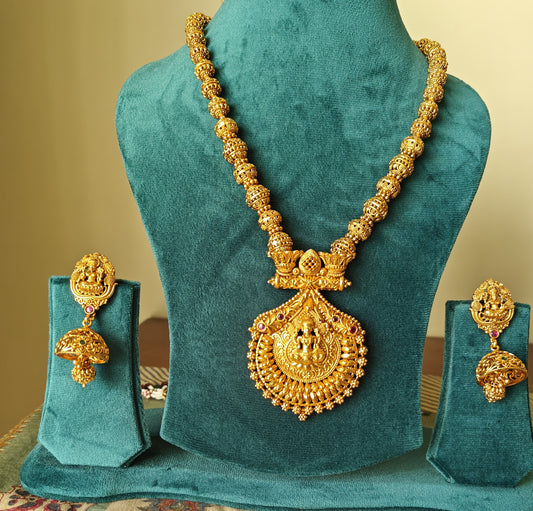 Ishwari Temple jewelry set with Lakshmi pendant on matar mala necklace