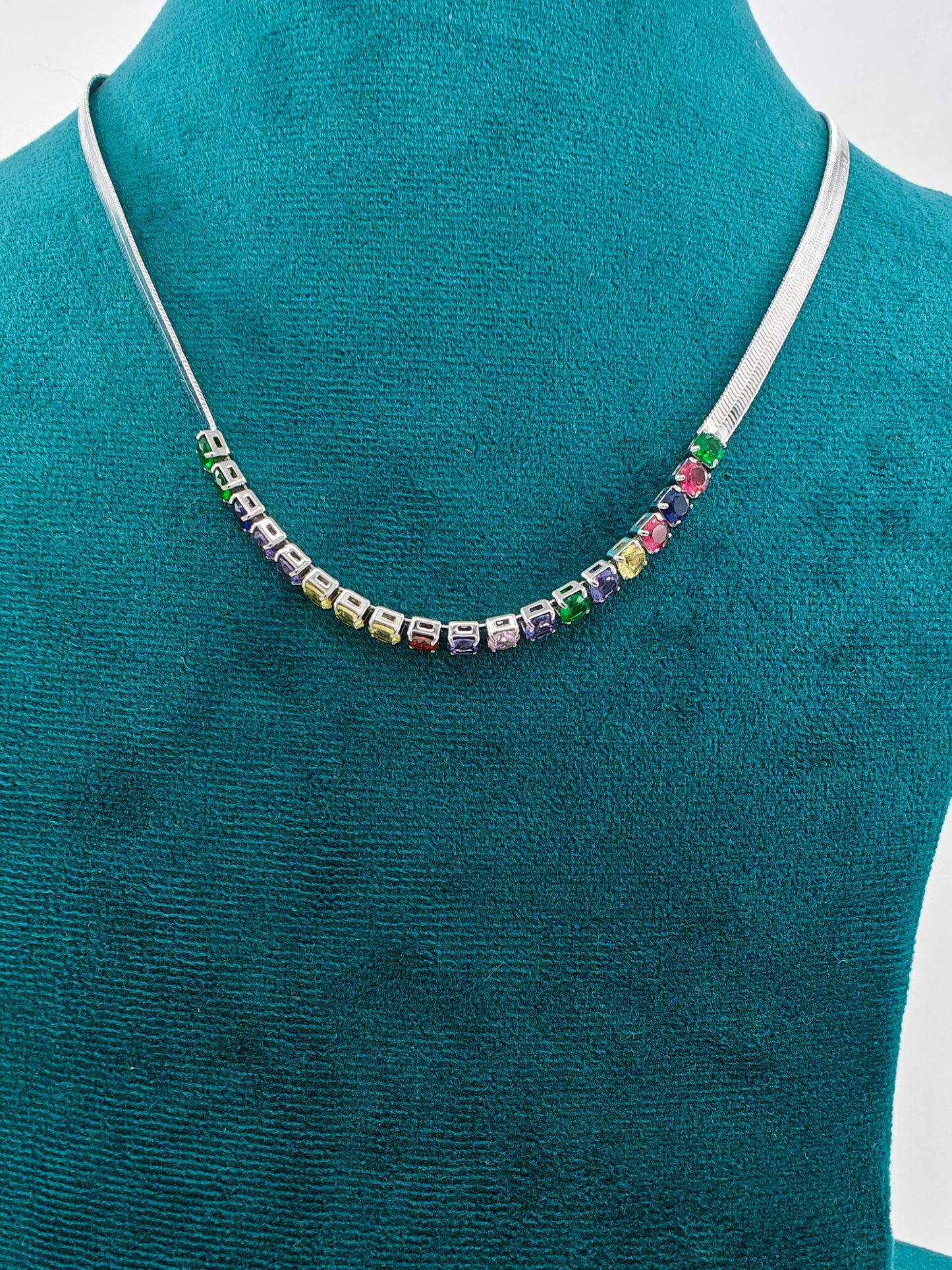 Necklace in platinum/gold/rose gold finish with round multicolour/ cubic zirconia stones