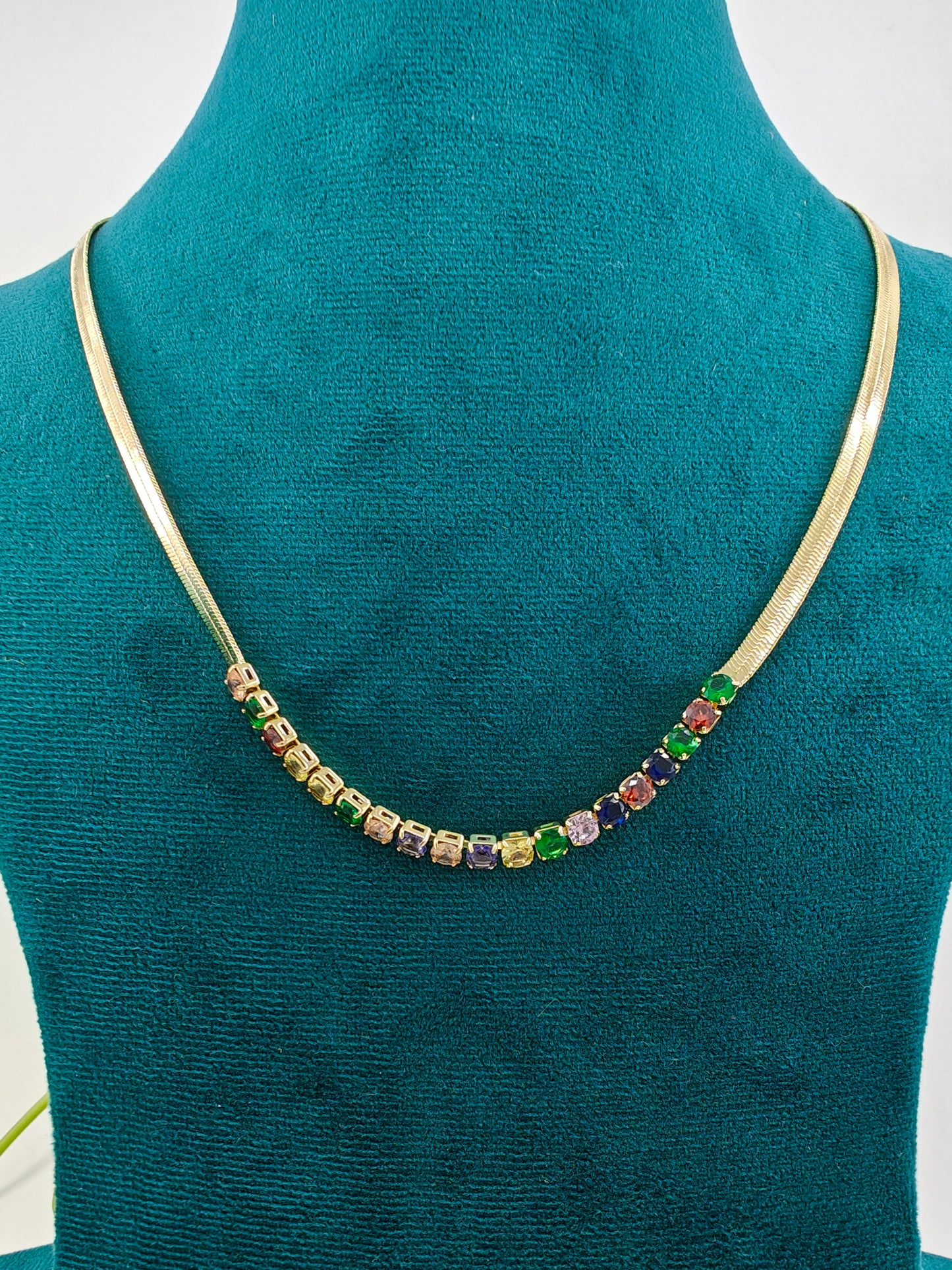 Necklace in platinum/gold/rose gold finish with round multicolour/ cubic zirconia stones