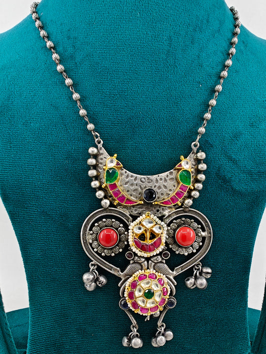 Necklace with peacock motifs and stone work with kundan and pearls