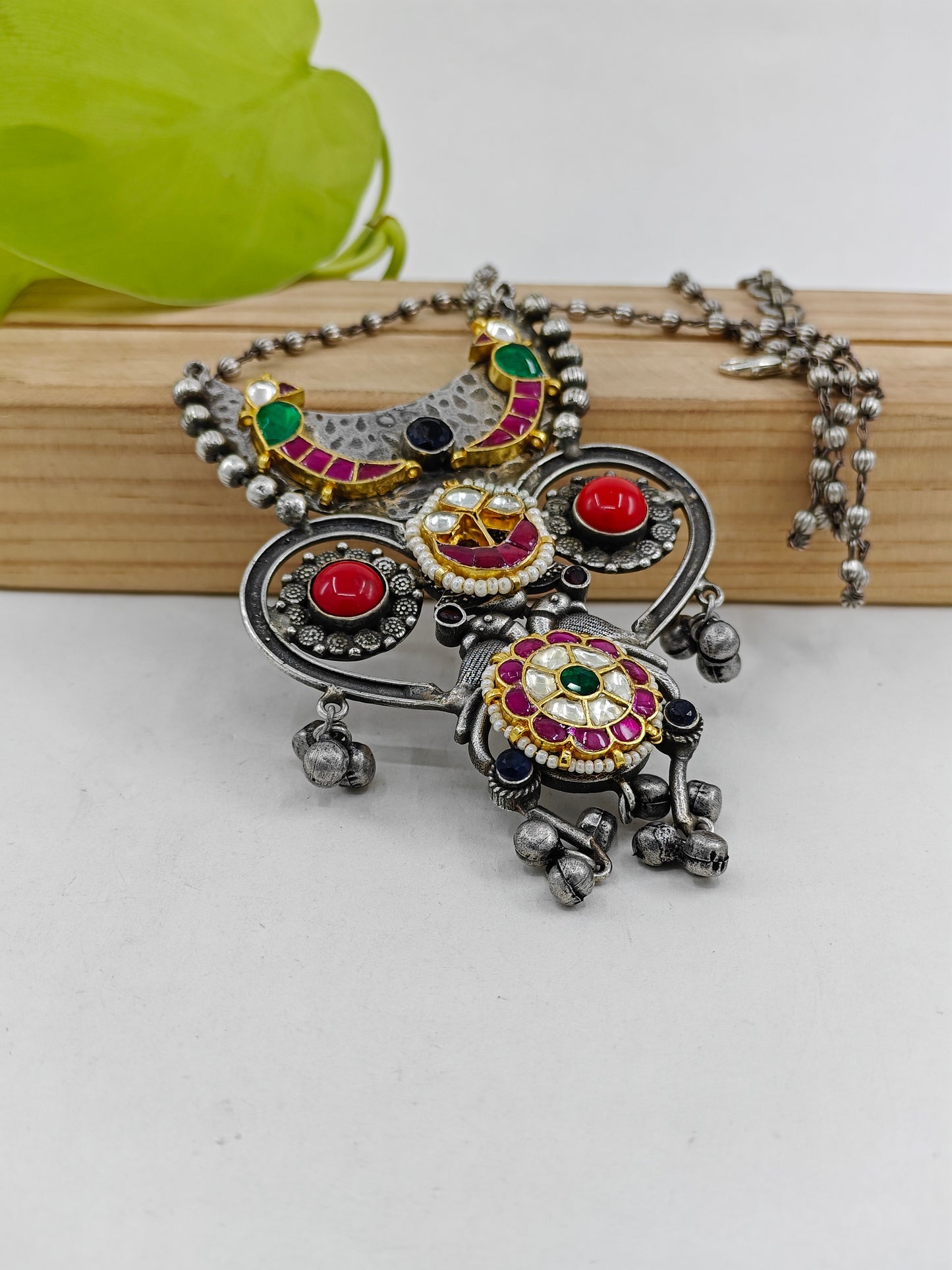 Necklace with peacock motifs and stone work with kundan and pearls