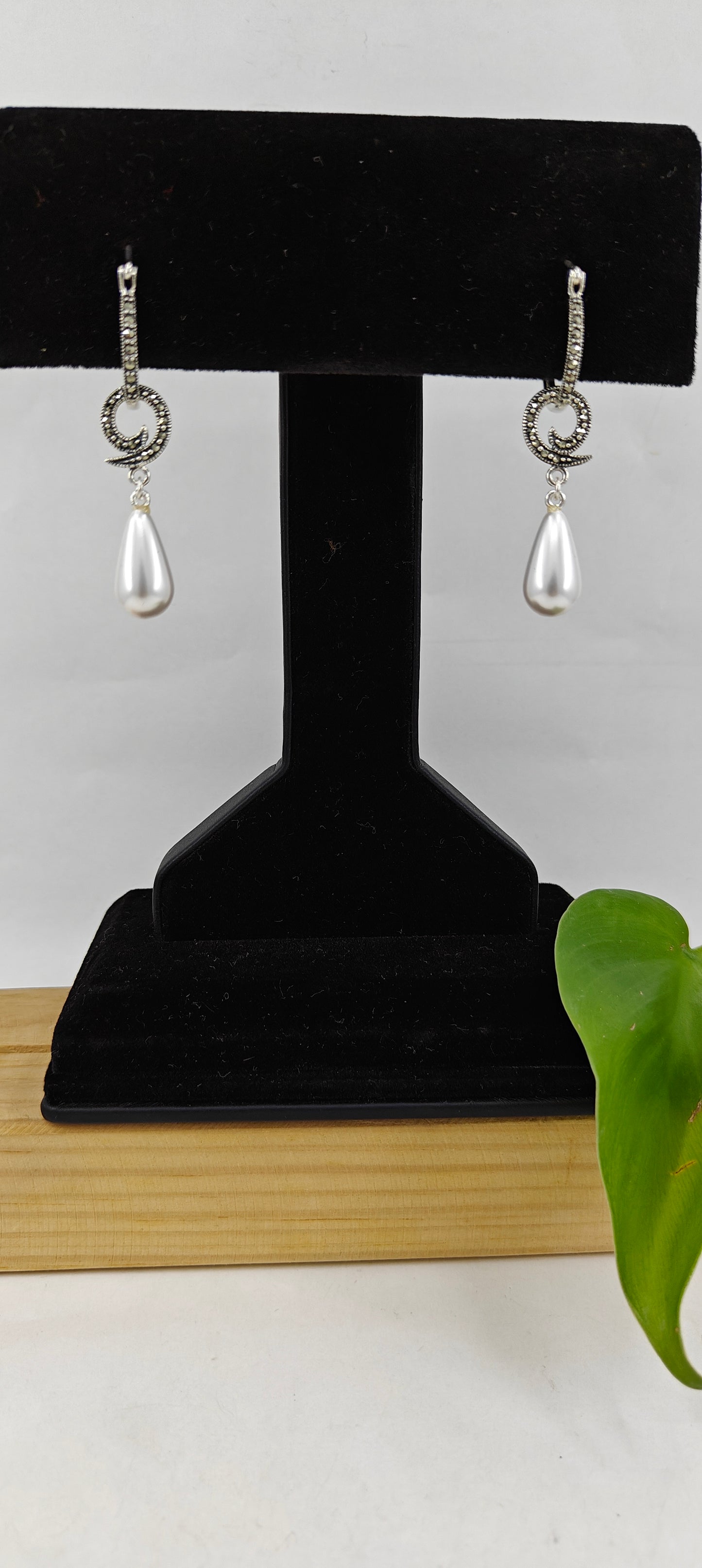 Silver marcasite earrings with pearl drop