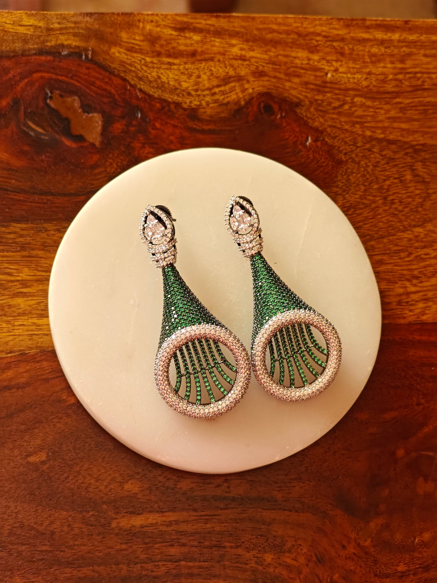 Noemie earrings in conical design