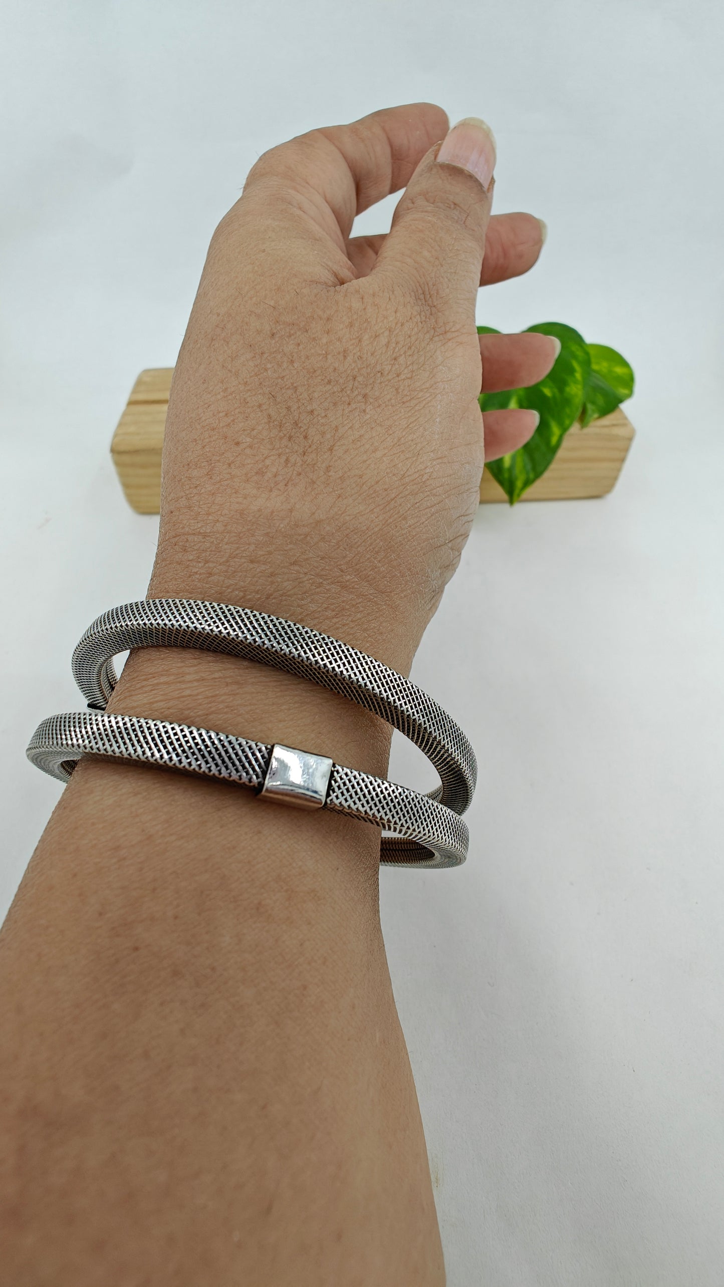 Silver Bangles plain with etchings(2pc)