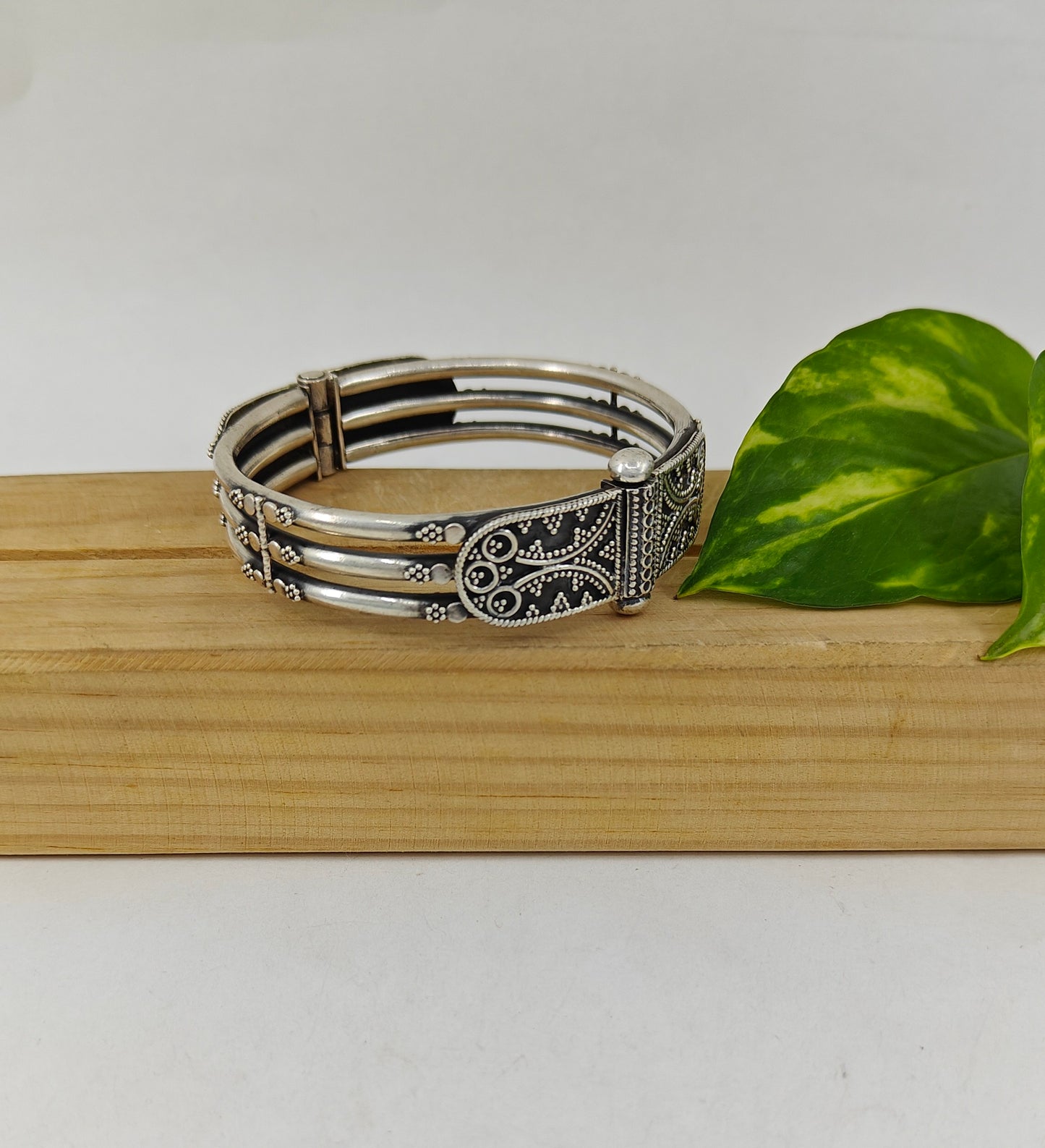 Solid silver kara (wrist cuff/ bangle) with carvings