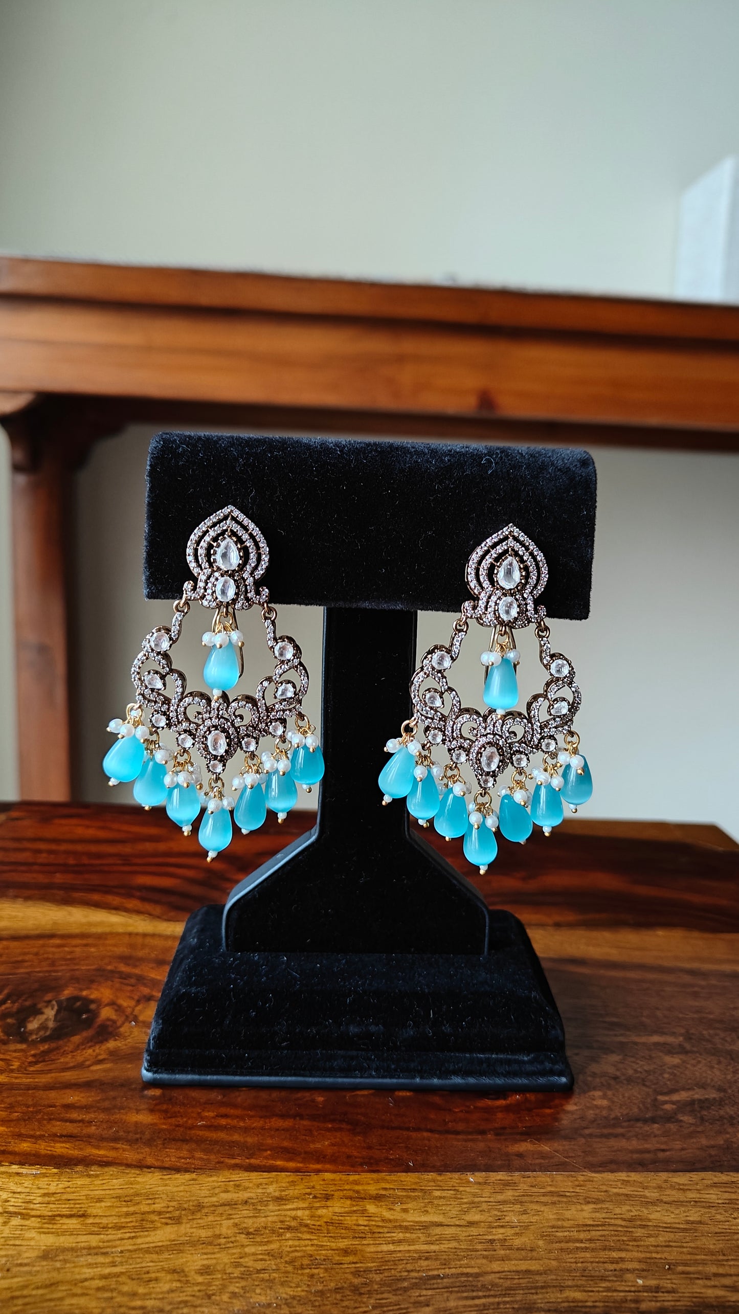 Ashni drop earrings