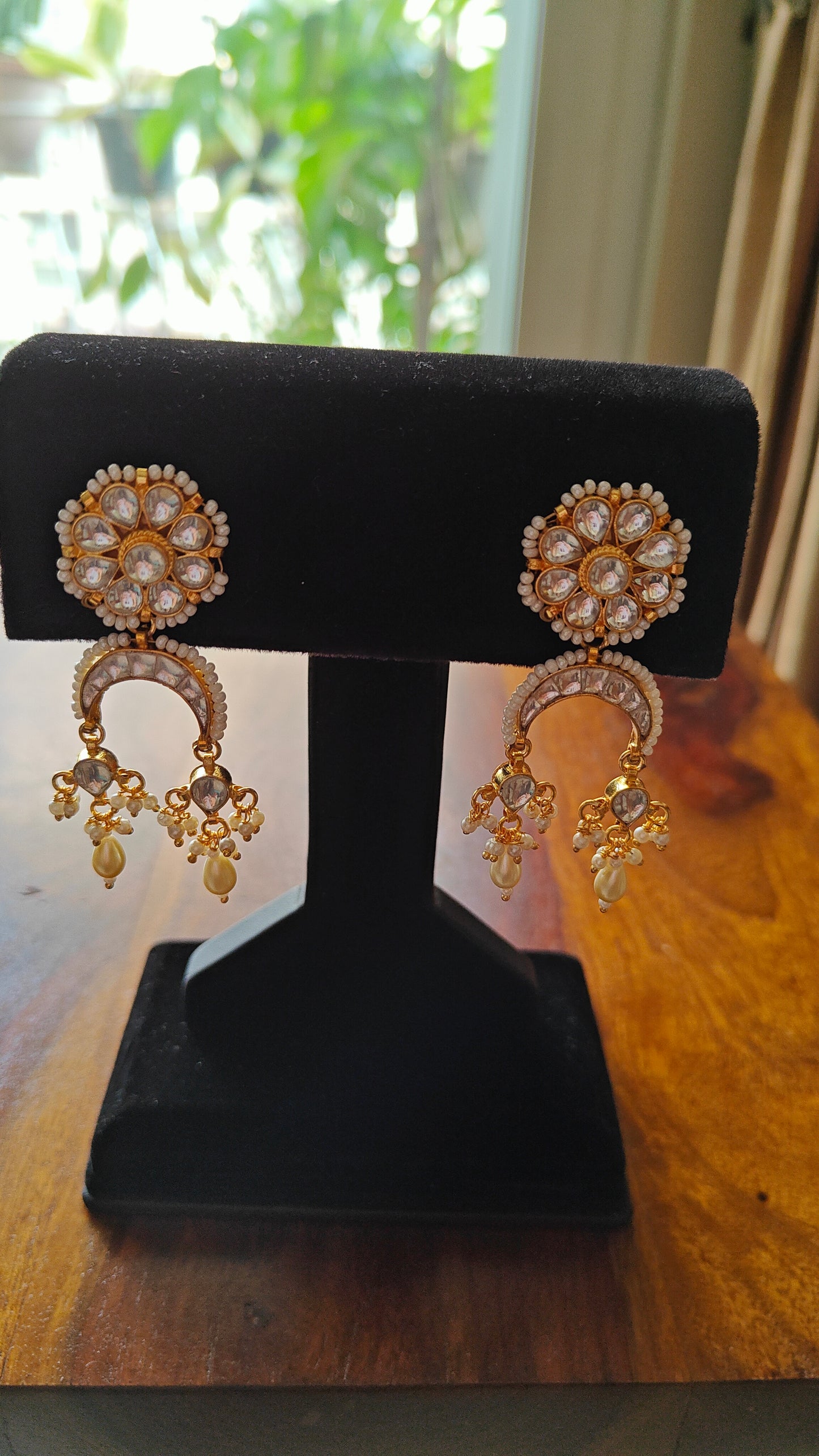 Ziya earrings with kundan and pearls