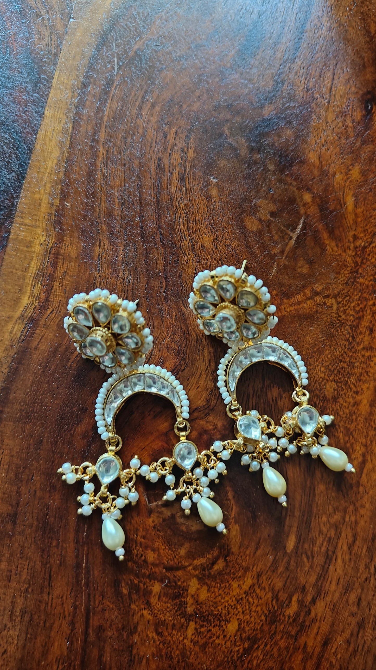 Ziya earrings with kundan and pearls