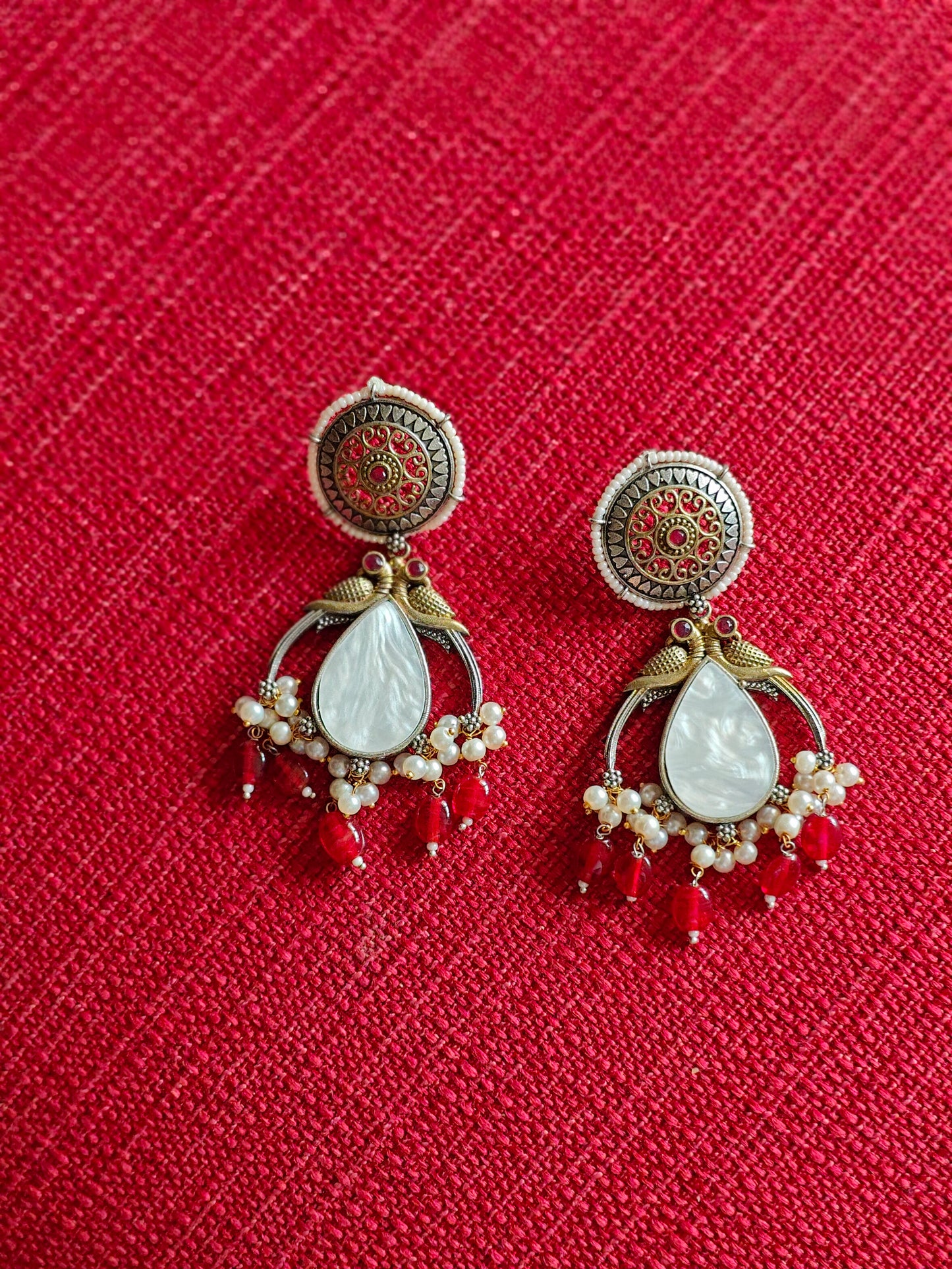 Iyla parrot earrings