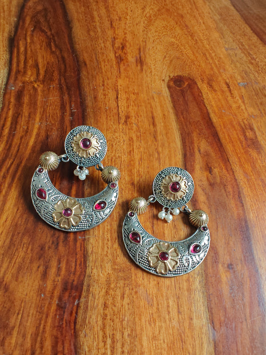 Dual tone crescent moon earrings