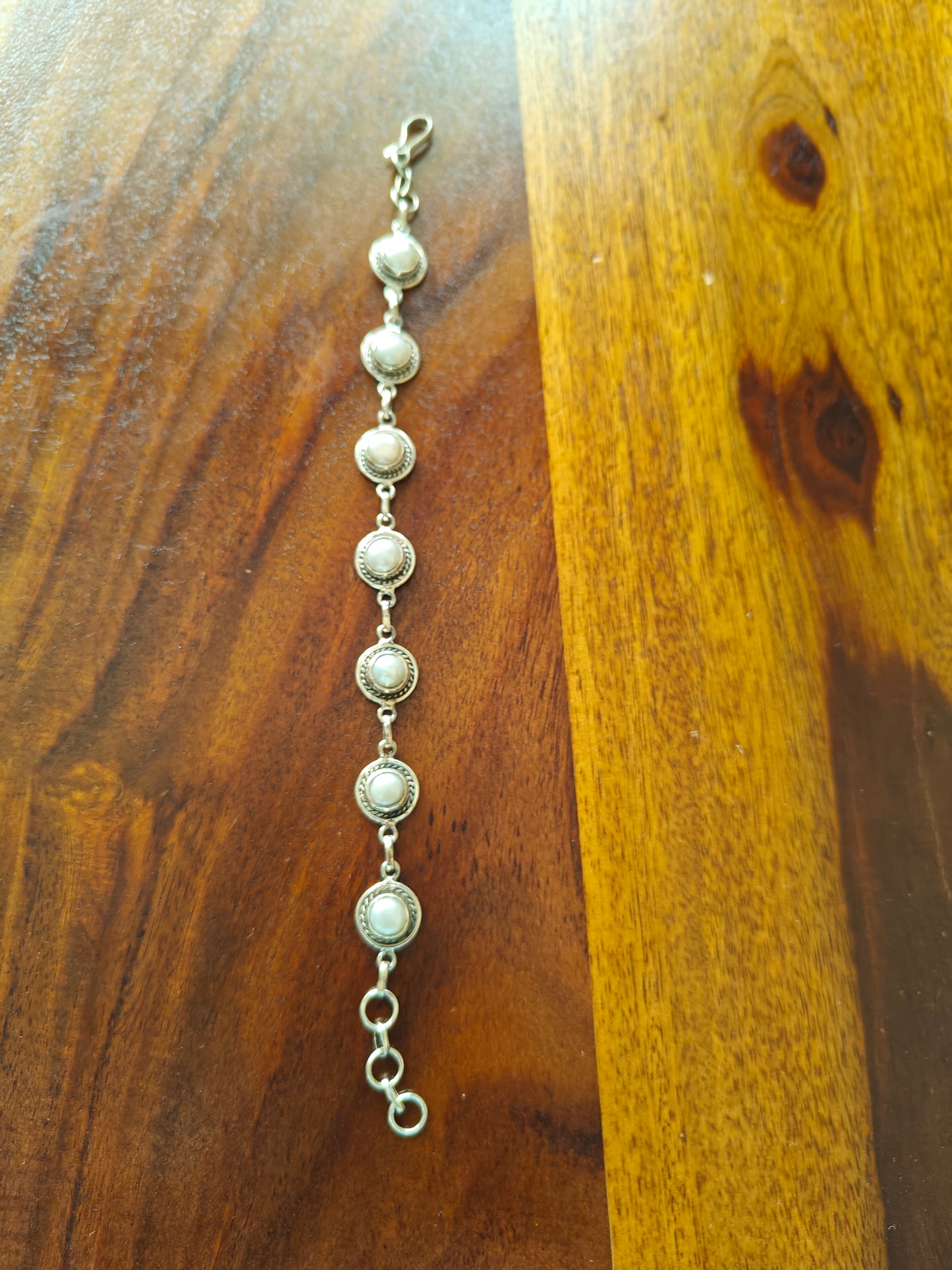 Diksha silver bracelet with pearls