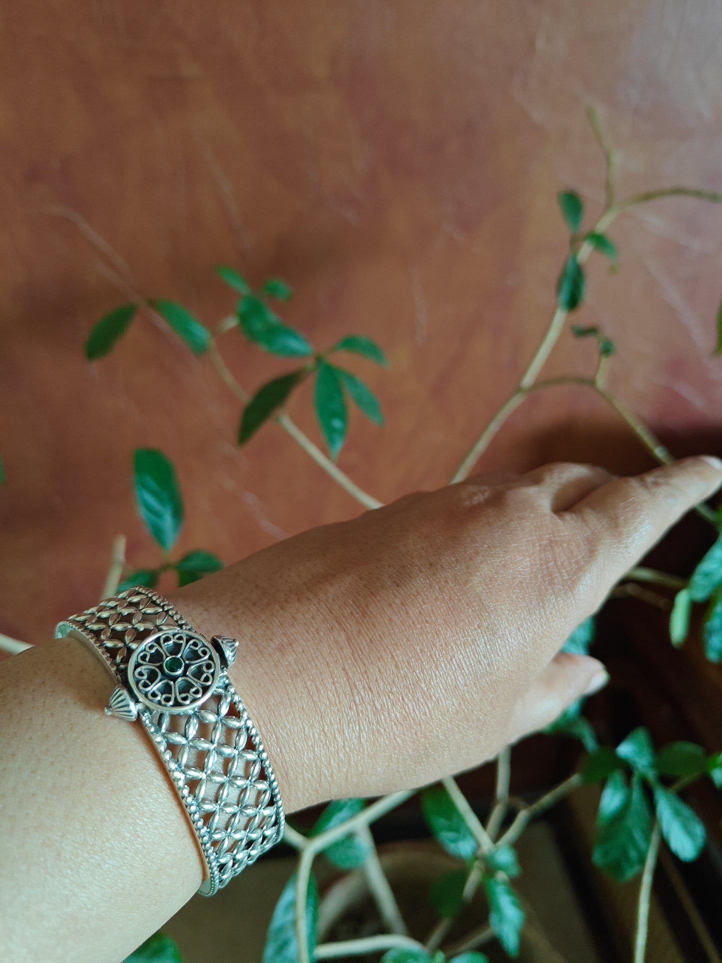 Silver kara (cuff/ bangle) with jali work