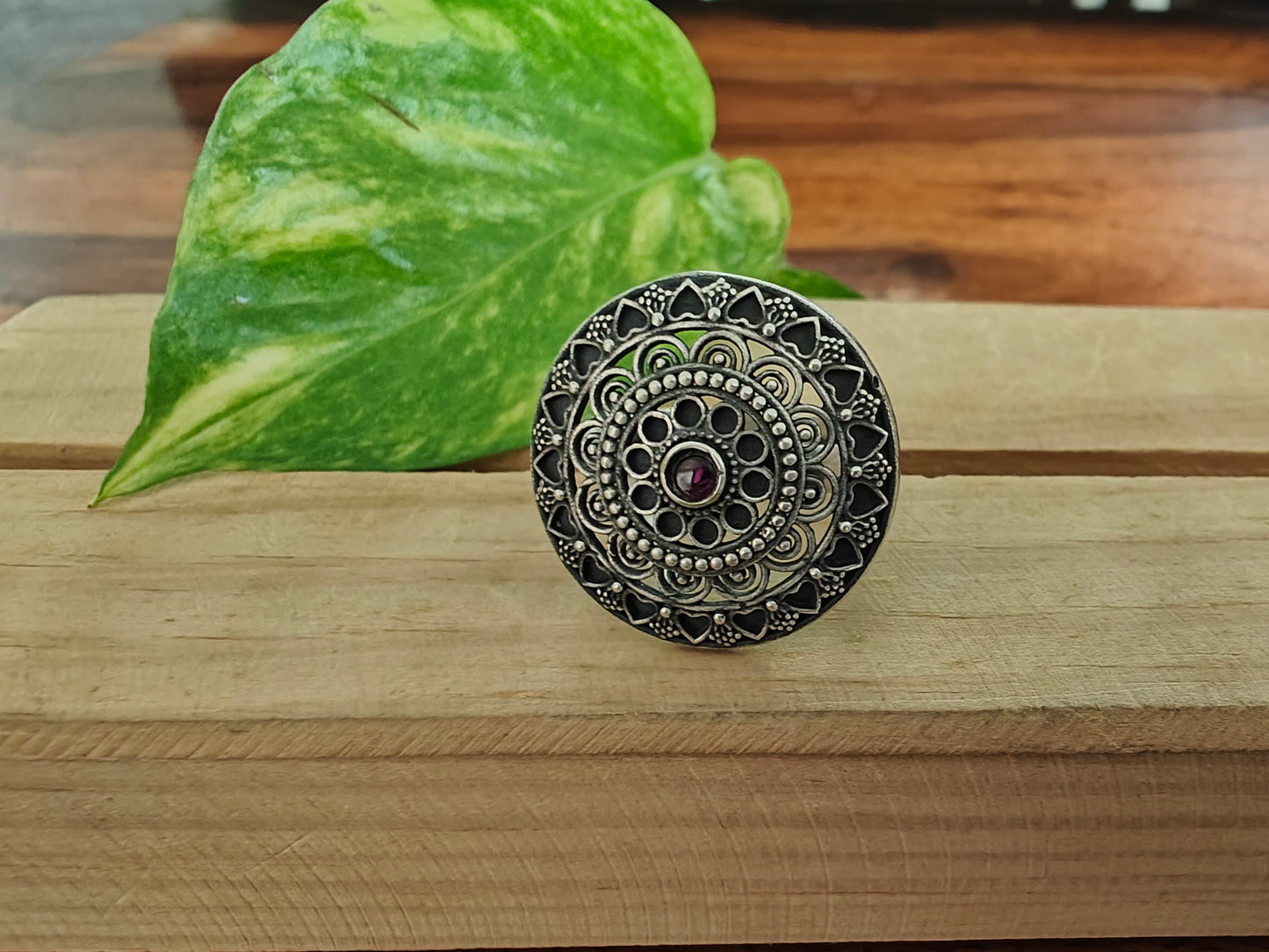 Akshiti Silver ring with carving