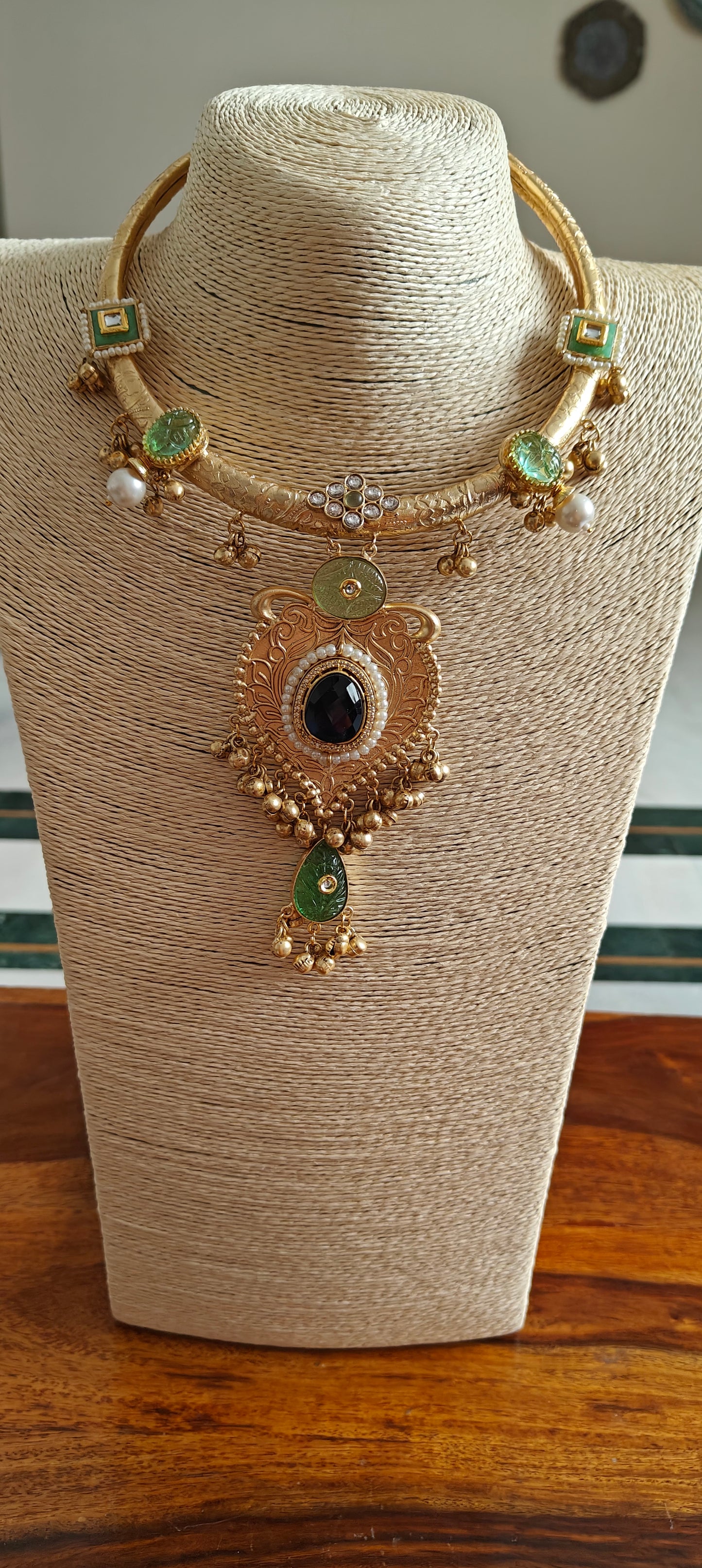 Bhavana hasli set with stones,pearls and kundan