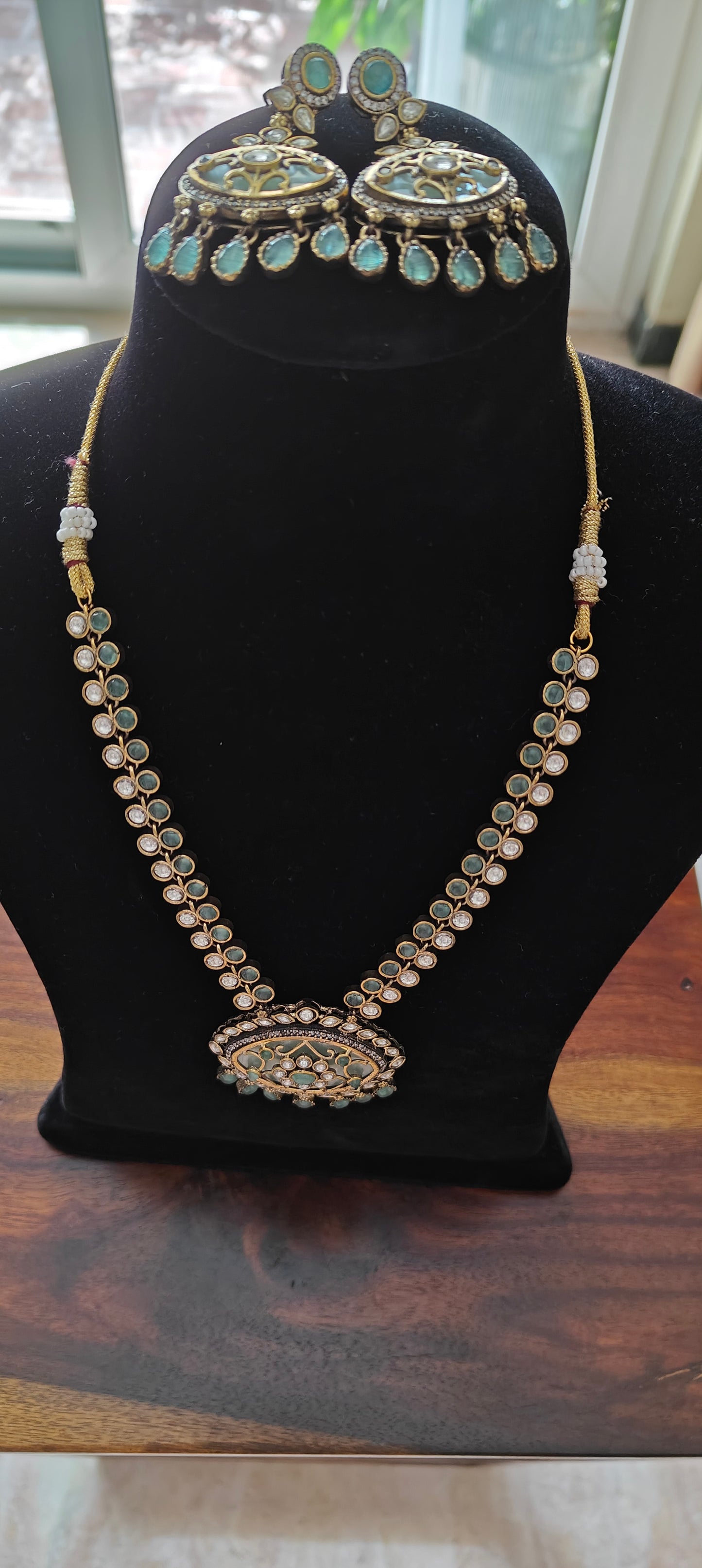 Chaitaly set with blue sapphire/mint green stones and kundan