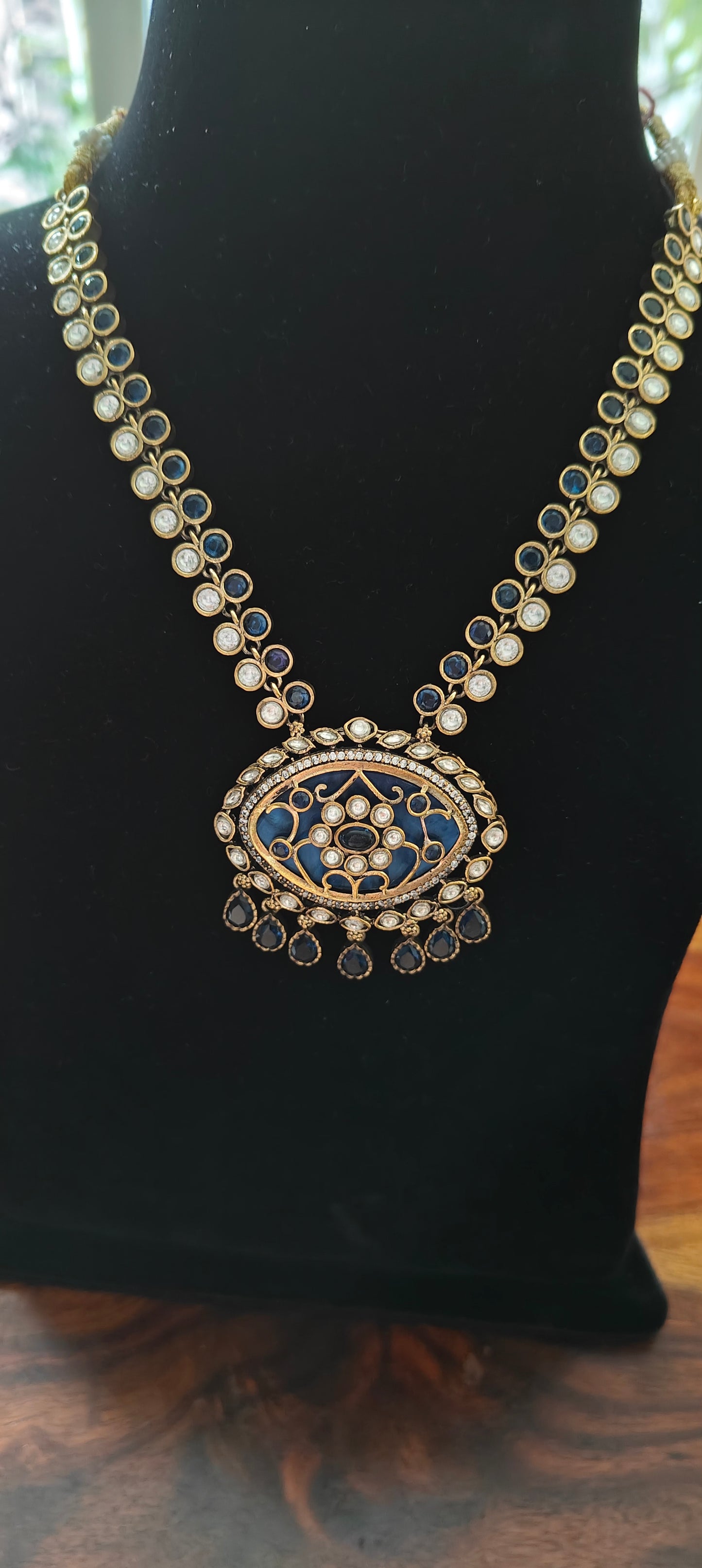 Chaitaly set with blue sapphire/mint green stones and kundan