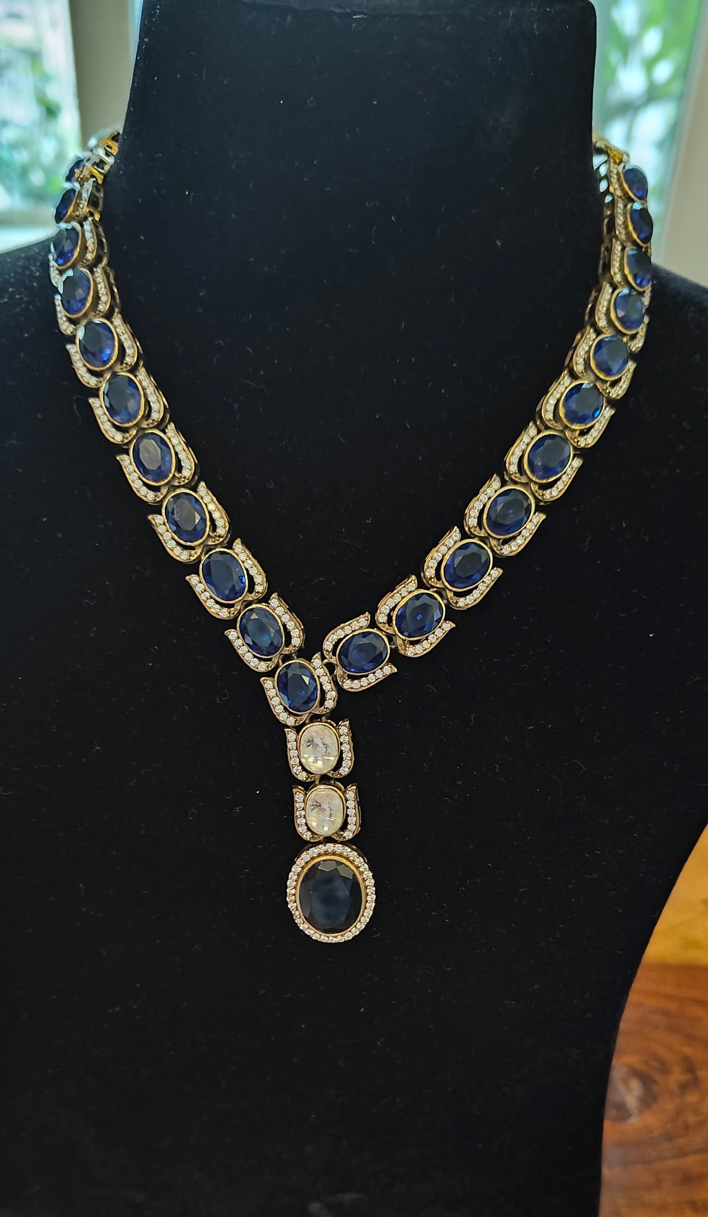 Gomati set with blue sapphire/topaz stones