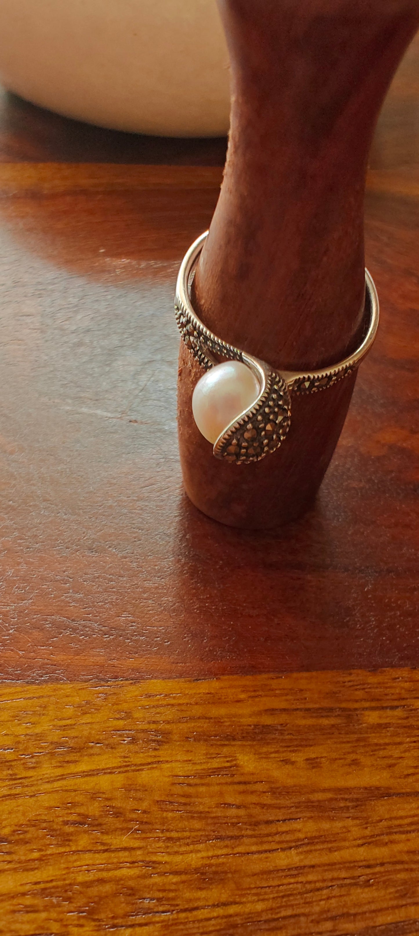 Silver veiled pearl ring