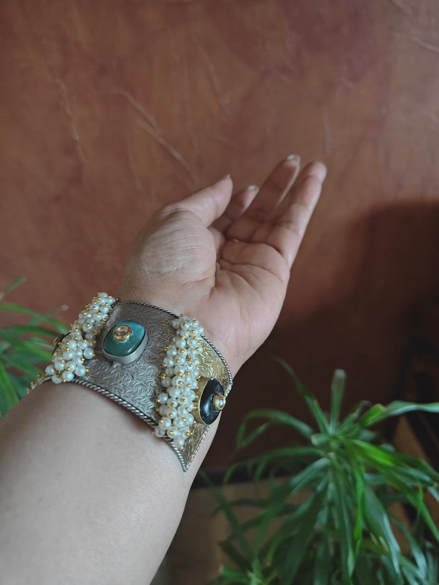 Dual tone kara(Bangle)with pearls and stone
