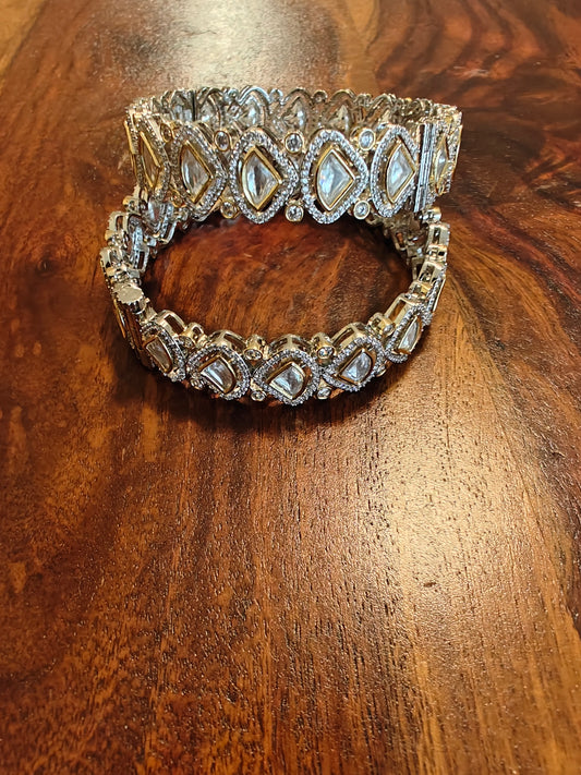Tyani Kundan karas with openable screw design