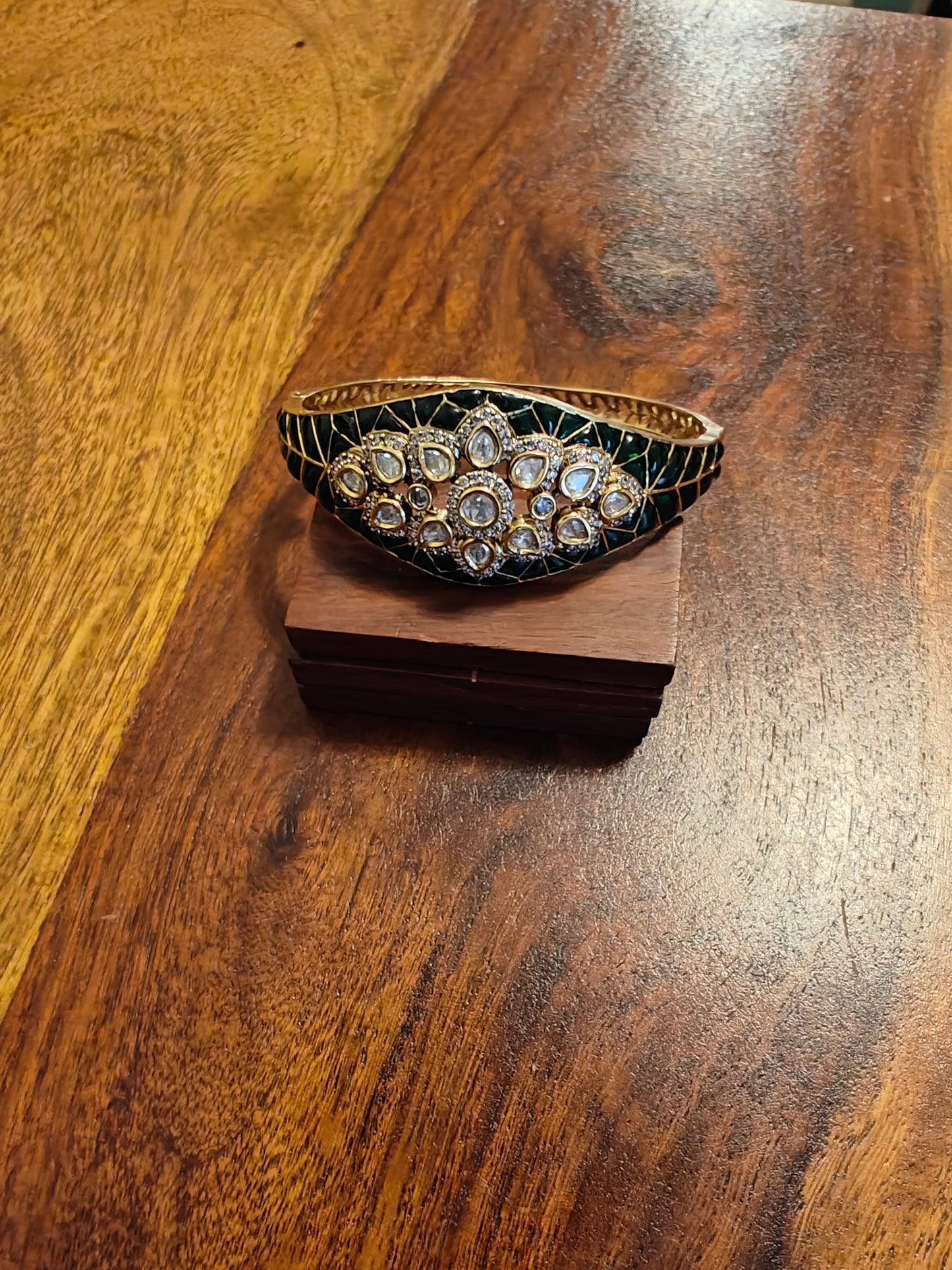 Kara(bangle)with green kemp kundan work