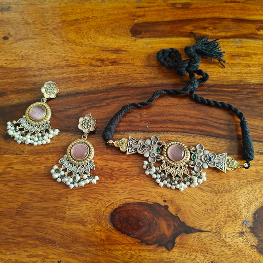 Dual tone choker set with stone in centre and side pieces with stones