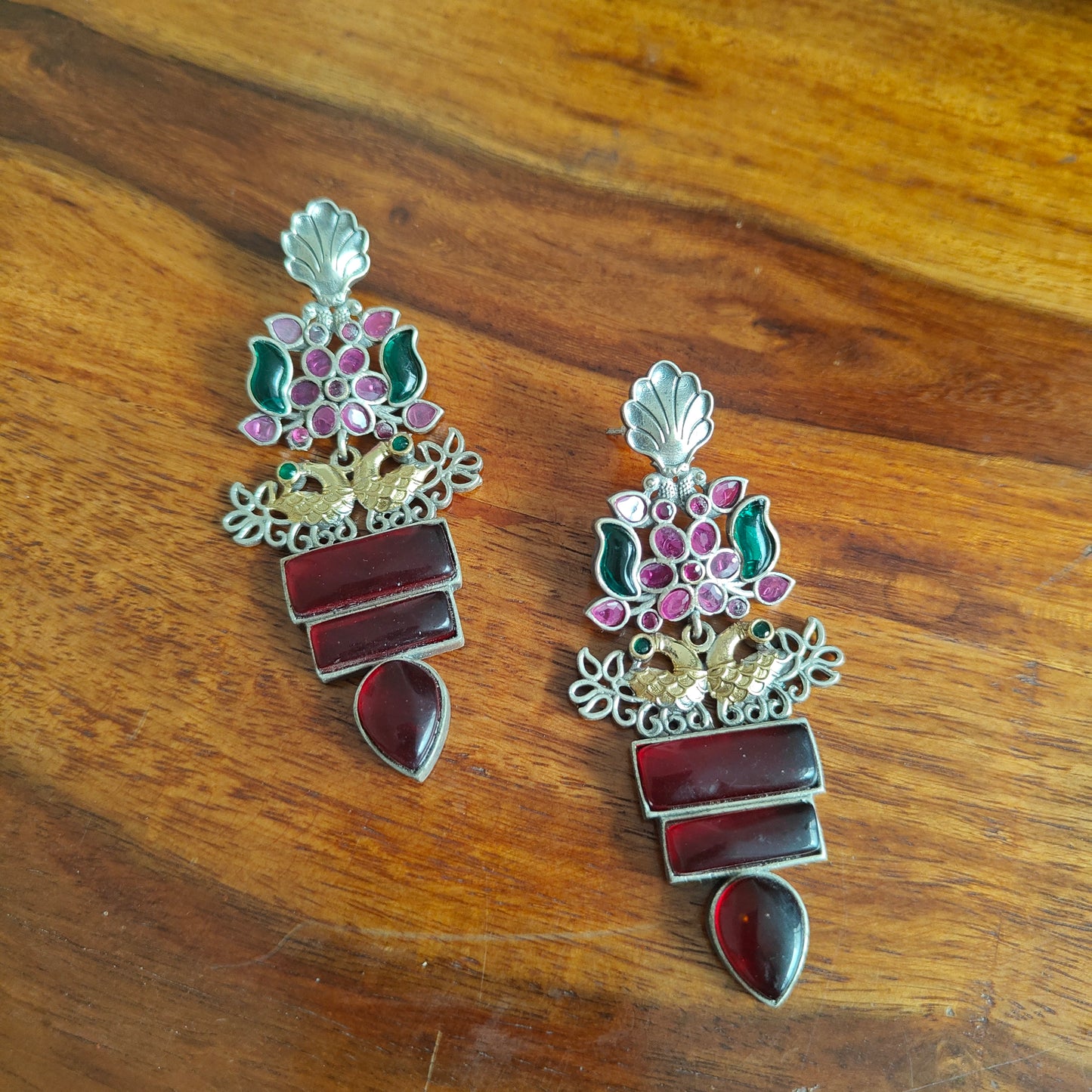 Dual tone stone earrings
