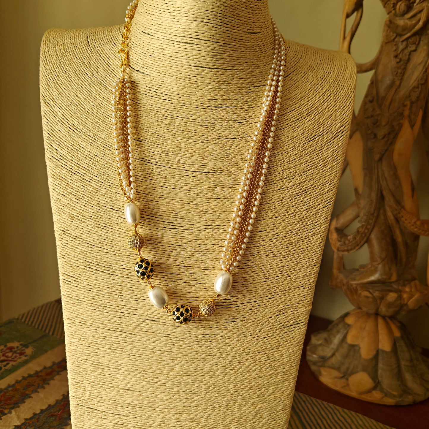 Padmalaya pearl and stone set
