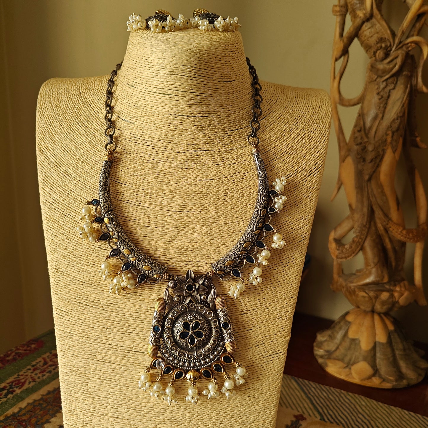 Dual tone stiff engraved hasli  with pearls and stone