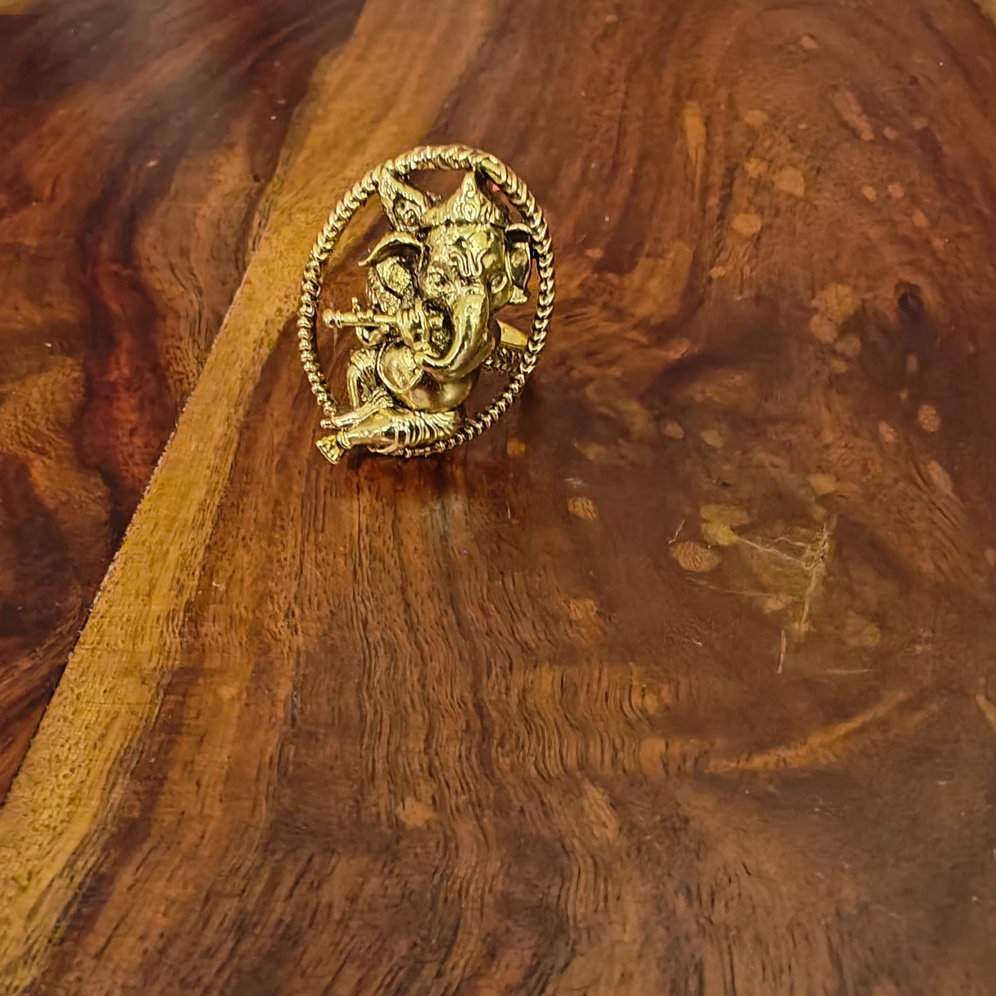 Ganesha ring with bansuri